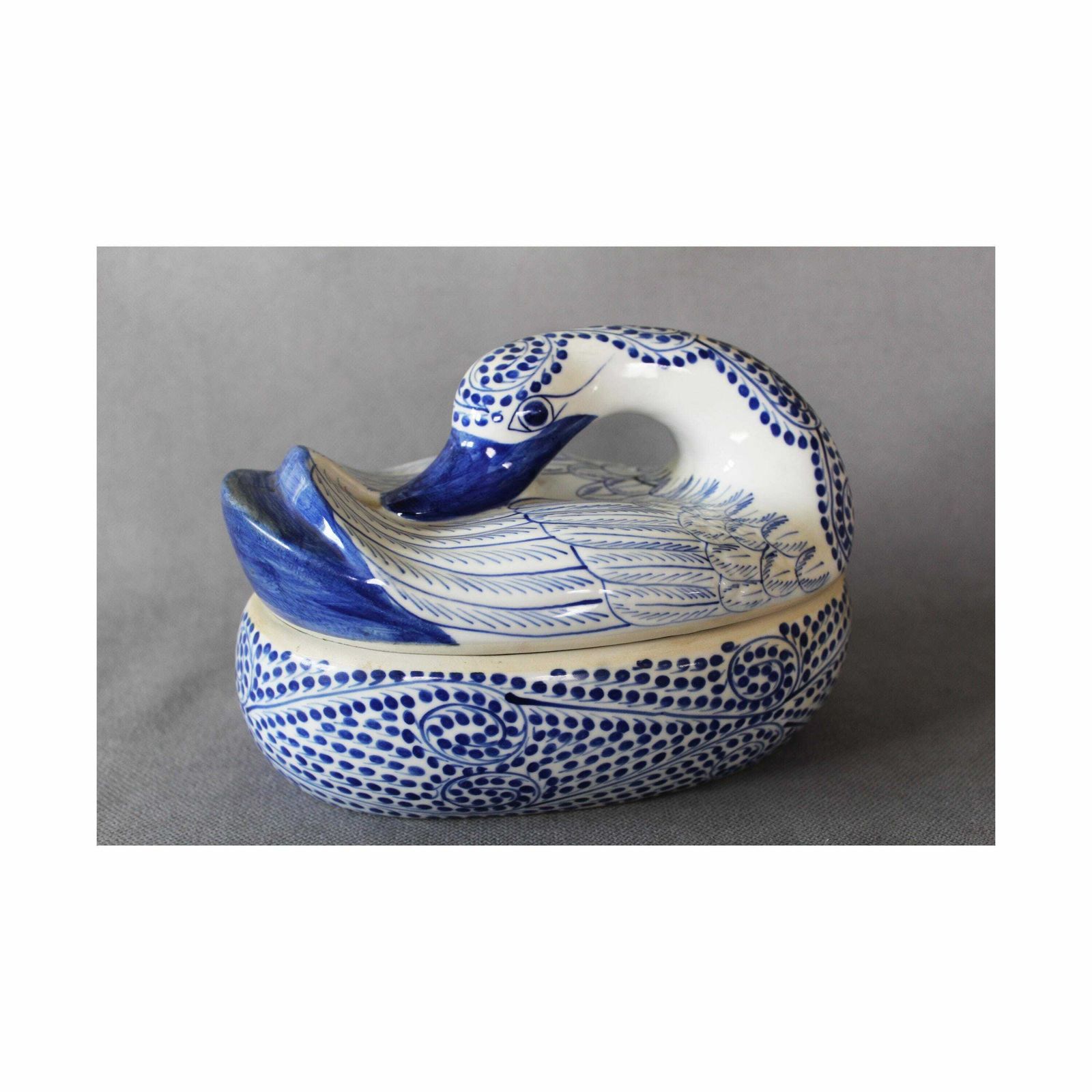 Grote Vintage Keramische Zwanen Terrine, Dierlijke Casserole, Schaal Met Deksel, Blauw En Wit, Vogelveren, Handgeschilderd, Landelijke Keukendecoratie