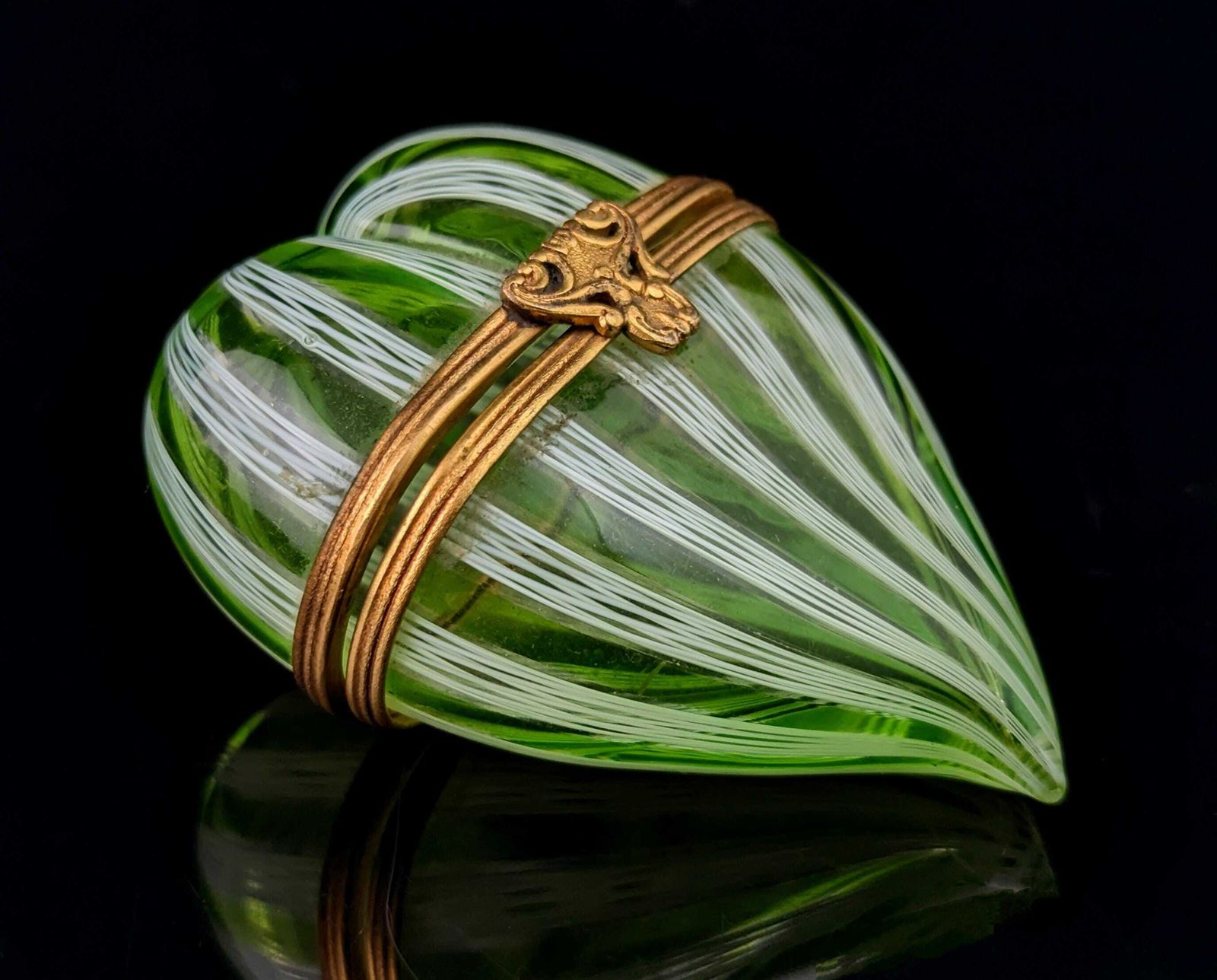 Antique Glass Witches Heart Box, Striped Glass photo vinterior