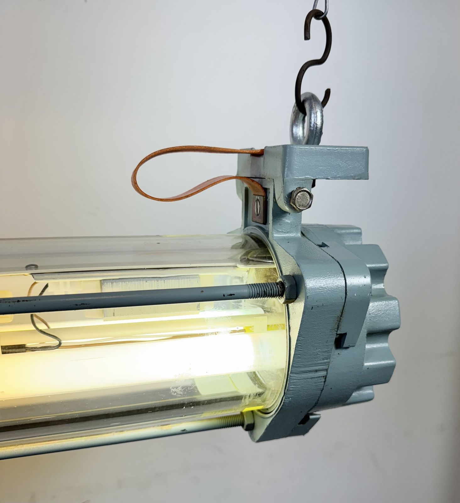 459.0 Industrial East German Fluorescent Tube Light From Leuchtenbau Wittenberg, 1980s photo