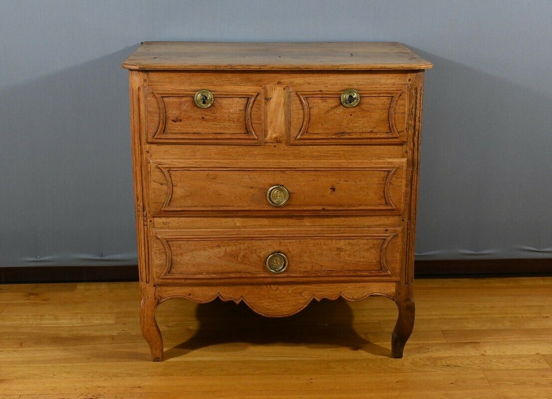 Small Ash Chest Of Drawers, Louis XIV/Louis XV Transition – Late 18th Century
