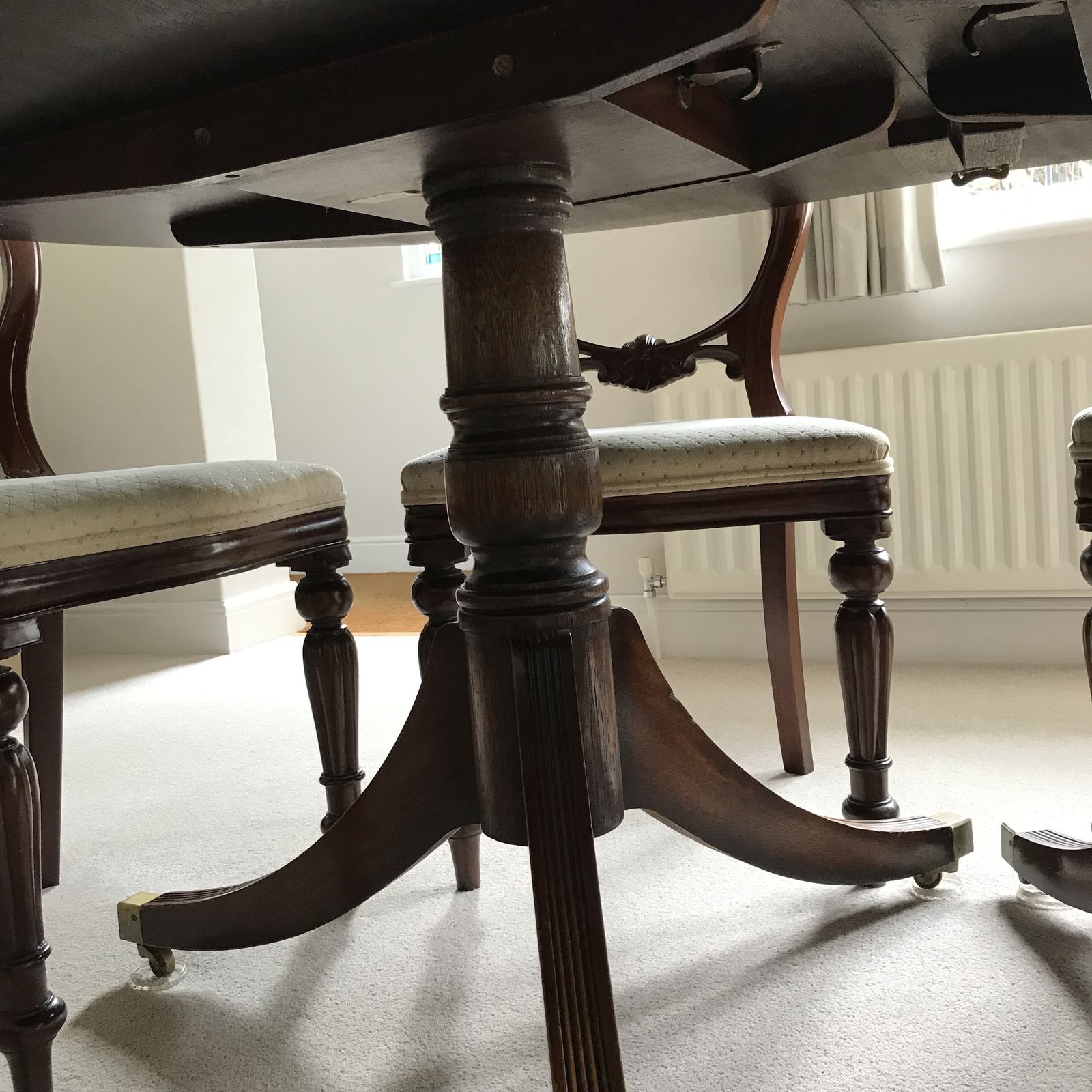 Early 20th Century Extending Dining Table photo Furniture