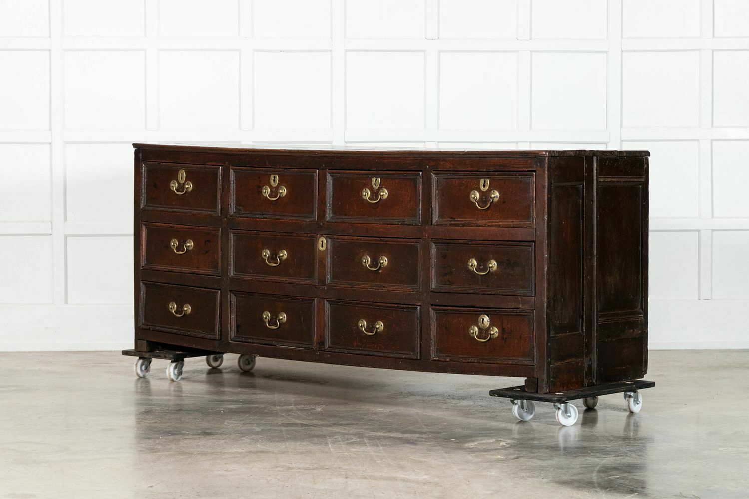 Large 18thc English Vernacular Oak Dresser Base / Counter photo Furniture