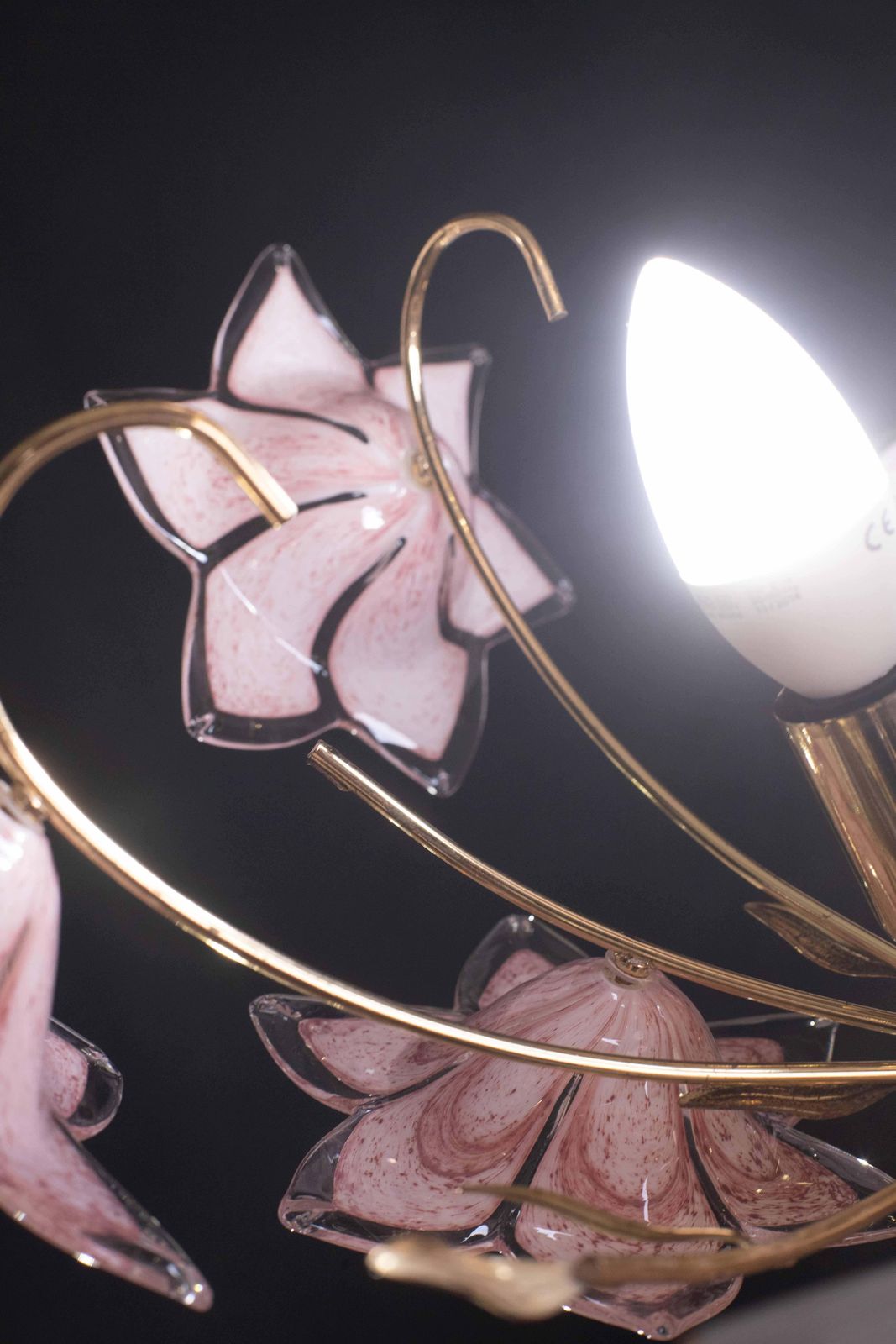 photo furniture Charming Murano Glass Chandelier Pink Flowers, 1970