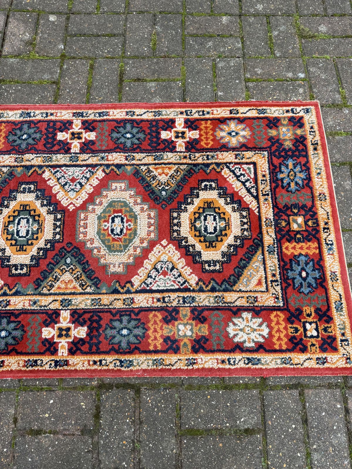 Vibrant Retro Wool Rug With Geometric Aztec Like Pattern   80cm X 150cm photo Textiles
