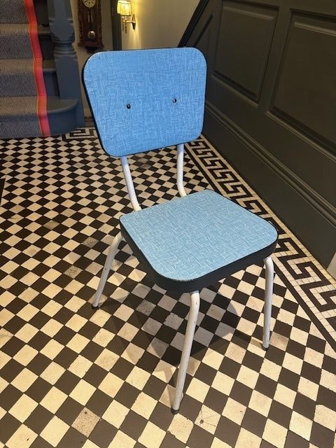 1960s Vintage Formica Dining Table With Four Chairs photo vinterior