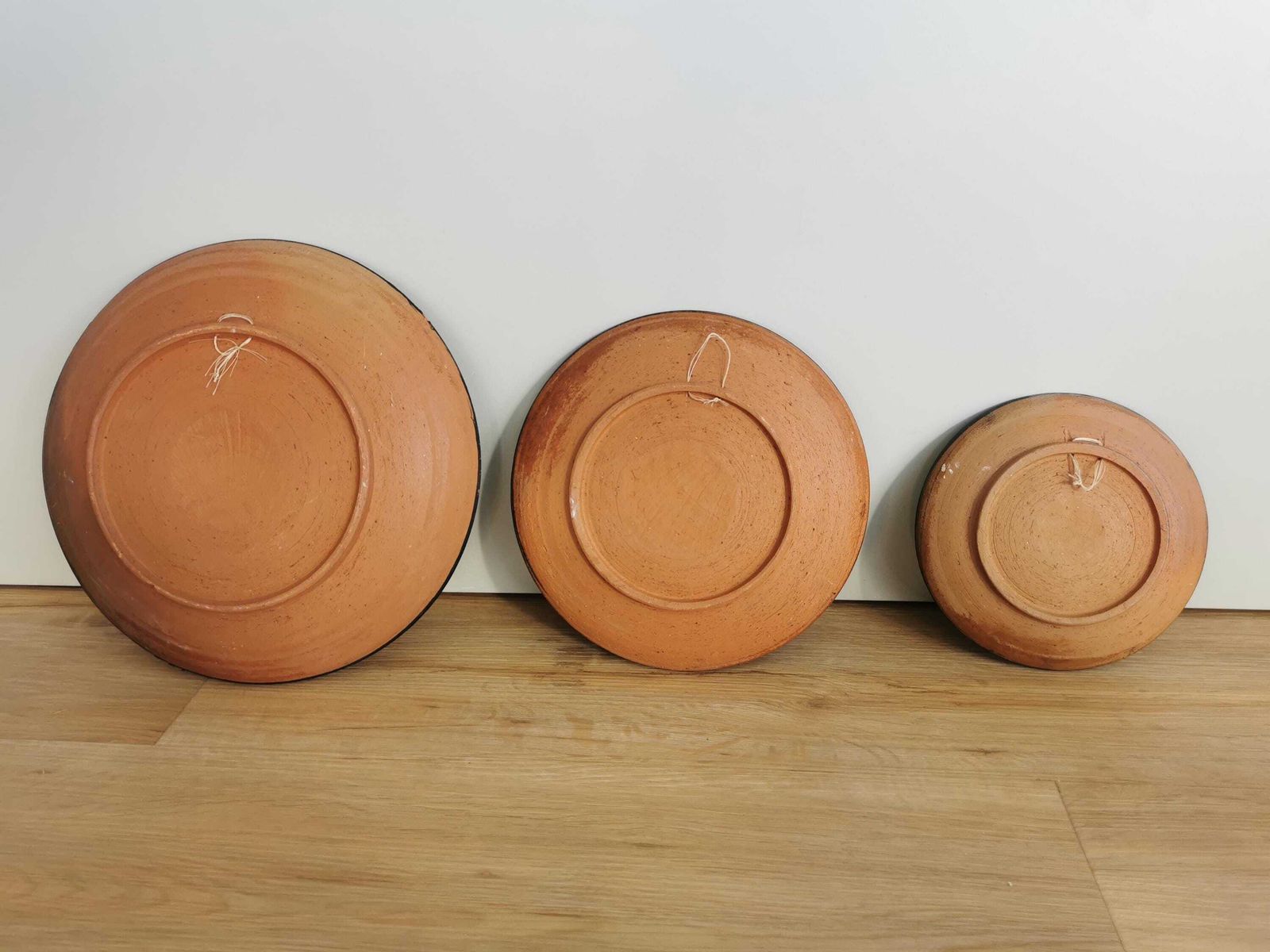 Set Of 3 Vintage Clay Wall Hanging Plates / Hand Painted Still Life Swamp Plants And White Flowers / 1970s Yugoslavia / Hand Made Home Decor photo buy