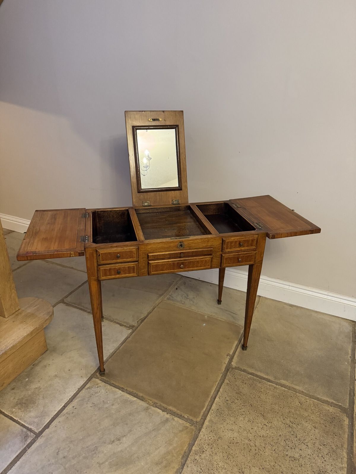 Attractive Antique French Ladies Quality Marquetry Inlaid Kingwood Dressing Table photo 1685.0