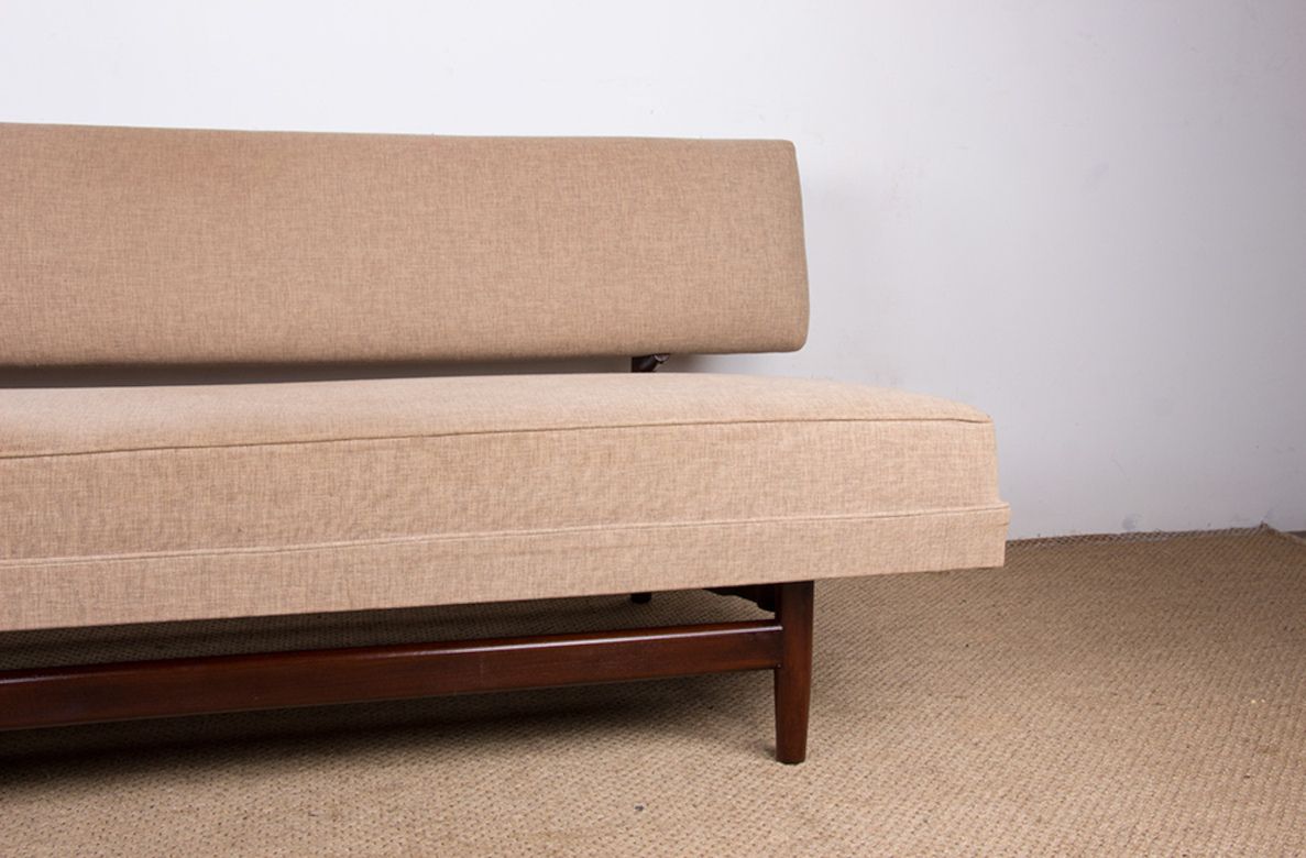 photo furniture Grand canapé, méridienne, scandinave en teck et tissu neuf, 1960.