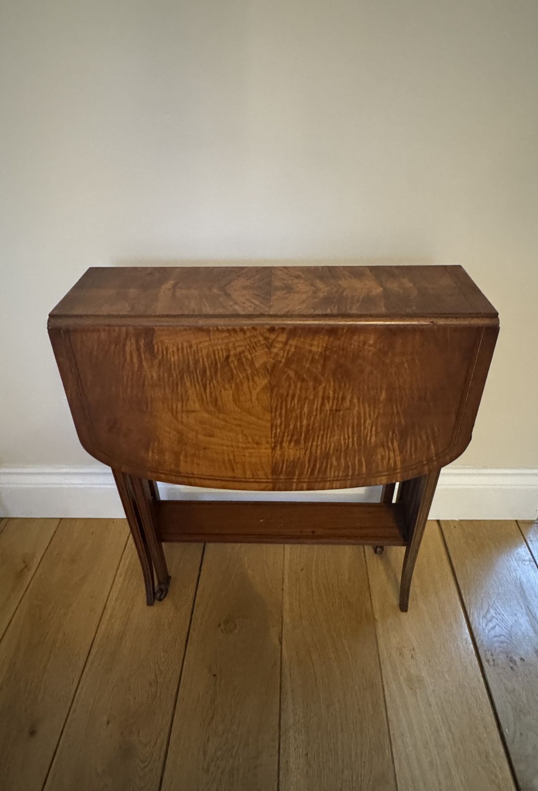 Elegant Antique Sutherland Table By Maple & Co photo 695.0