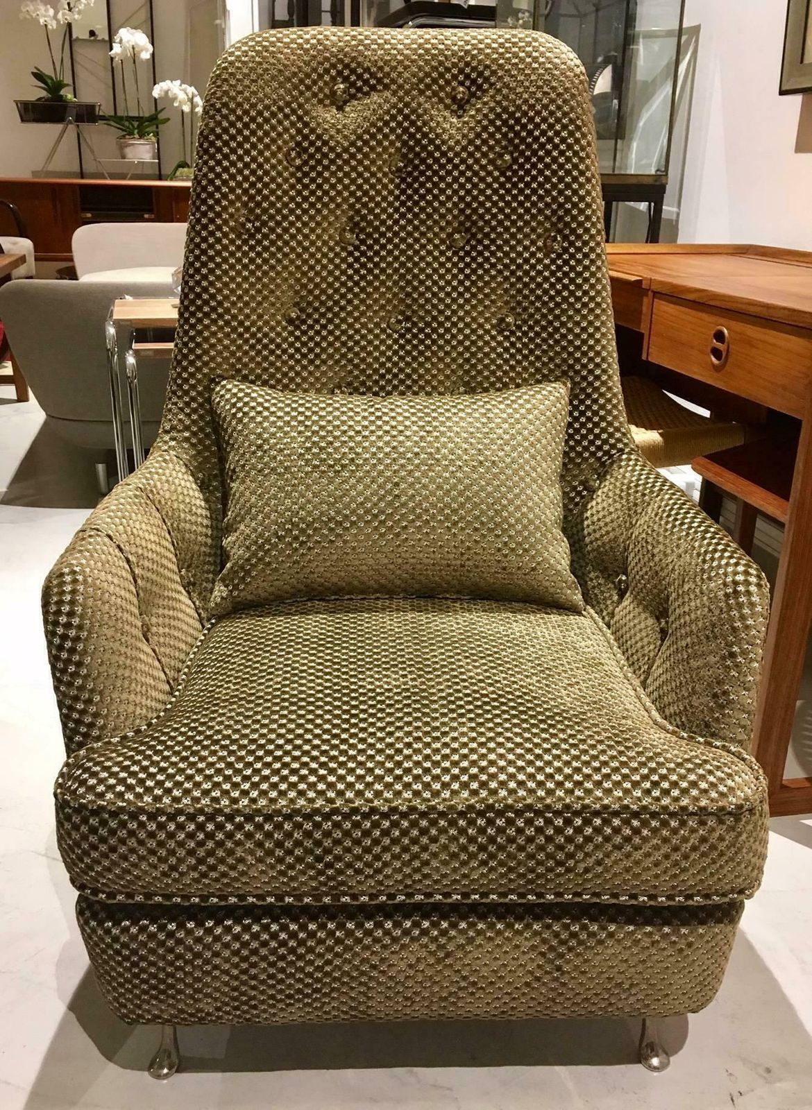 Mid Century Button Tufted Armchair With Metal Feet photo vinterior
