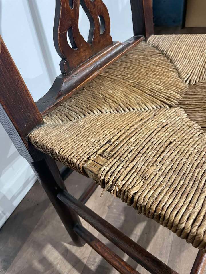 photo furniture Near Pair Of Victorian Oak Chairs