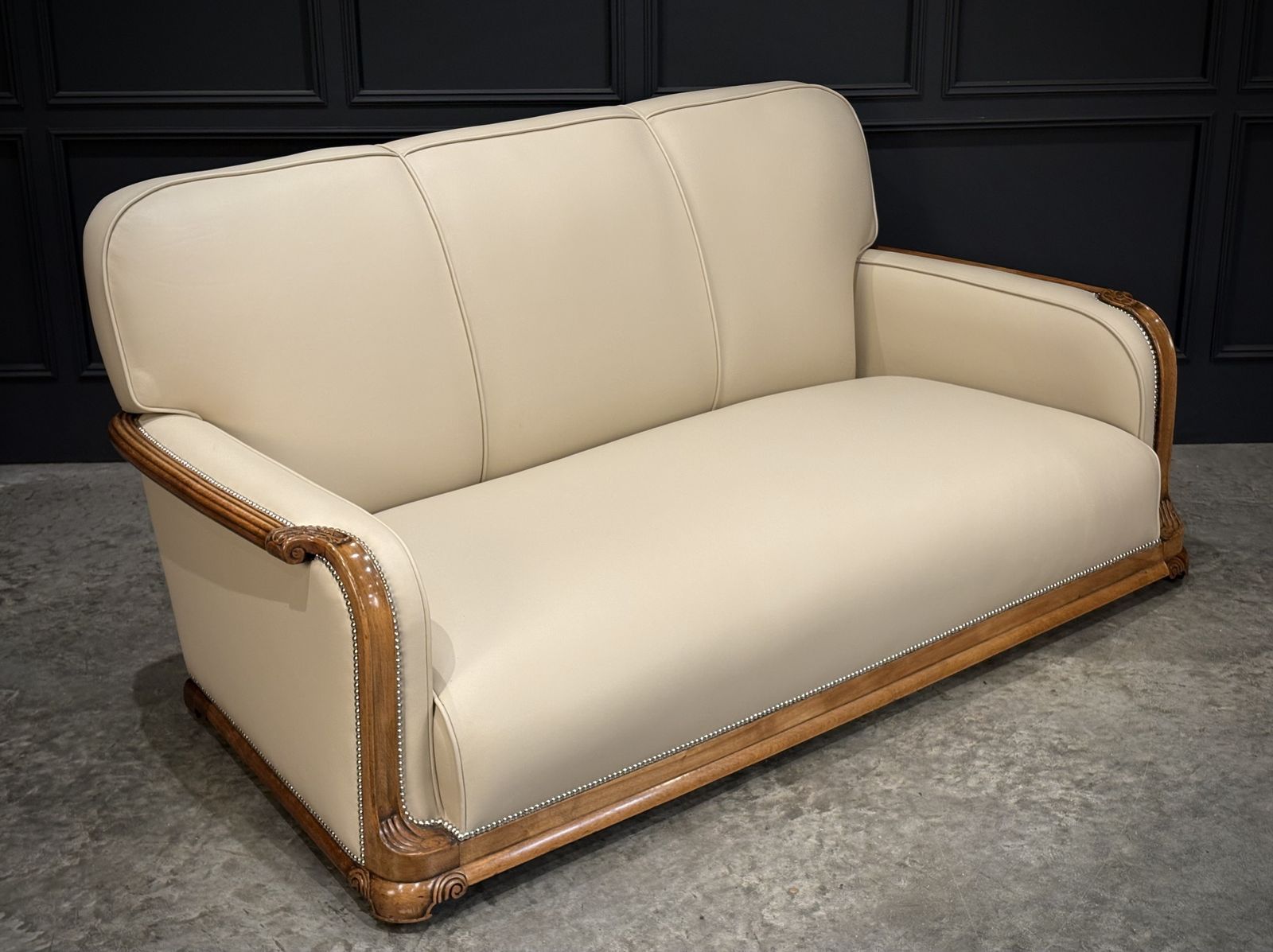 11375.0 Art Deco Walnut & Leather 3 Piece Suite photo