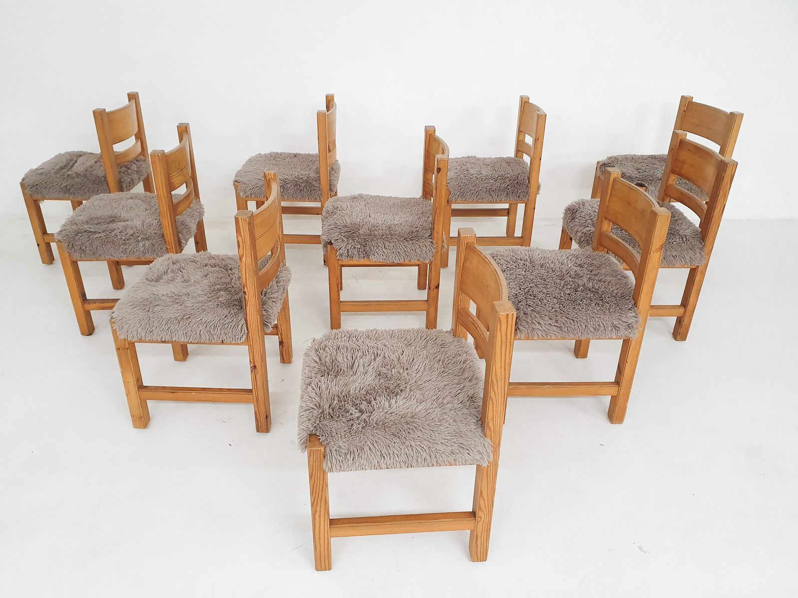 Set Van 10 Grenenhouten Eetkamerstoelen In De Stijl Van Ate Van Apeldoorn, Nederland, Ca. Jaren 1970 photo 2069.0