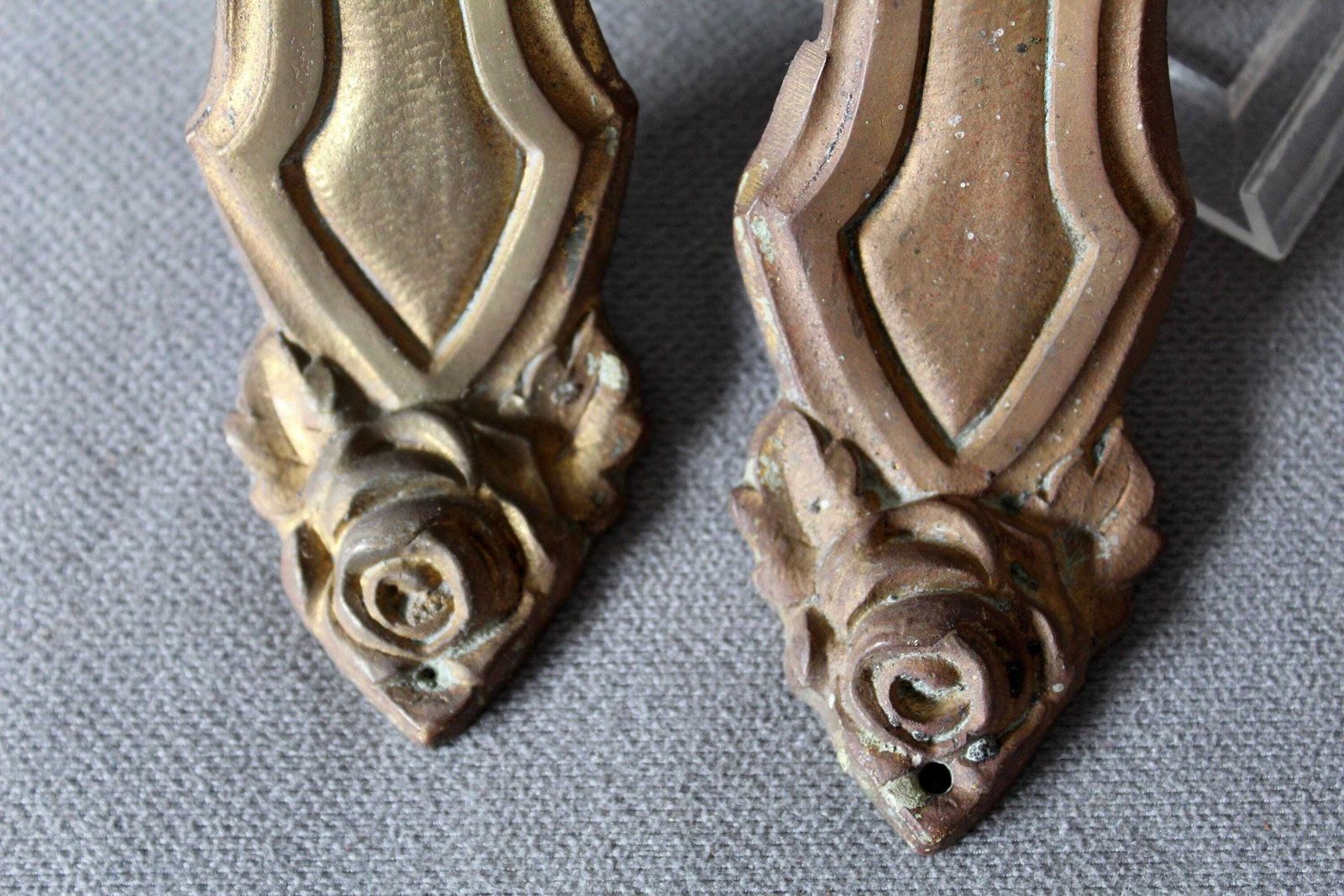 2 Antieke Bronzen Vergulde Gordijnhouders In Franse Empire/Regency Stijl – Gegoten, Met Bloemboeket Motief photo 64.0