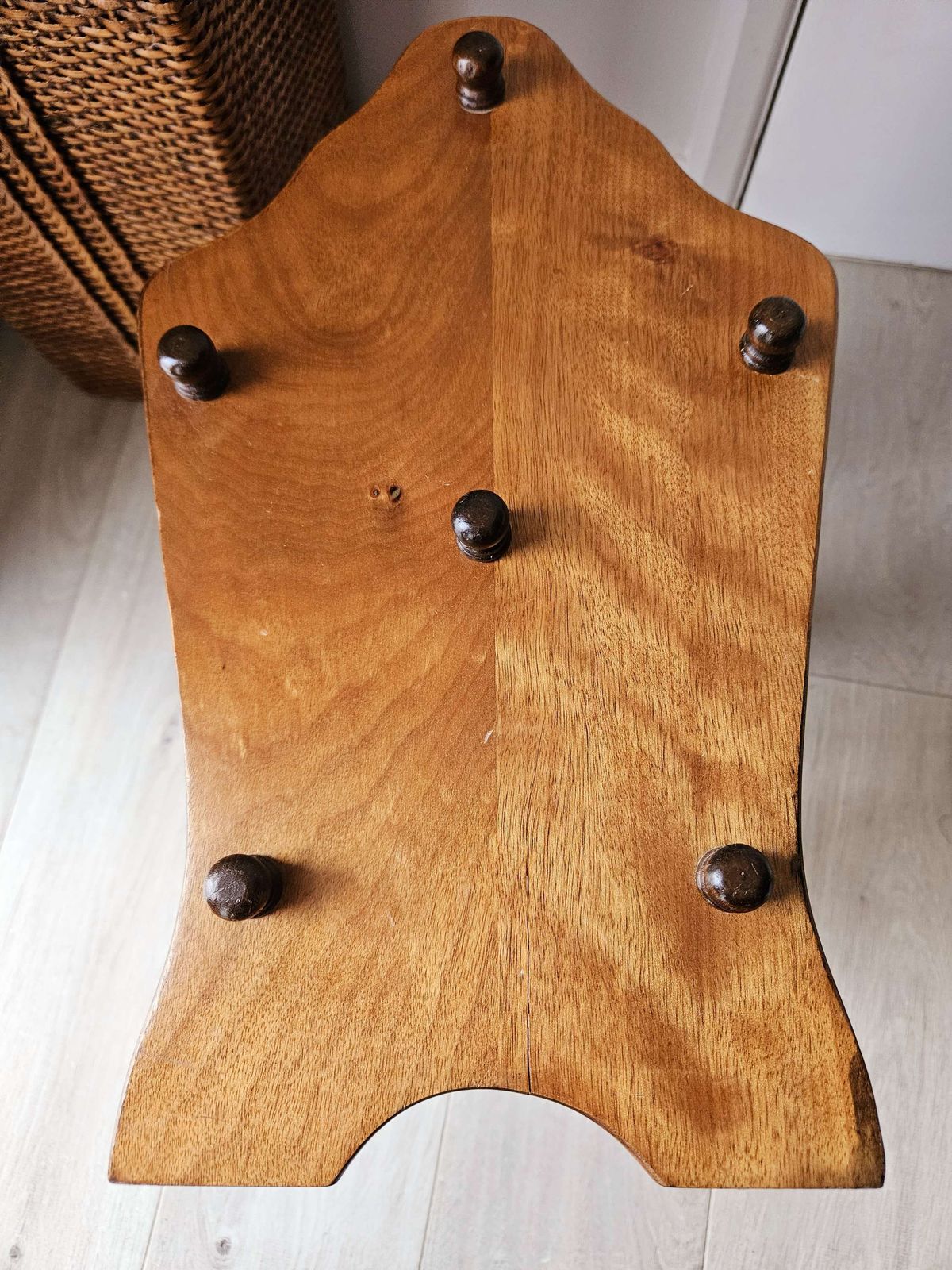 photo furniture Mid Century Magazine Rack In Polished Wood