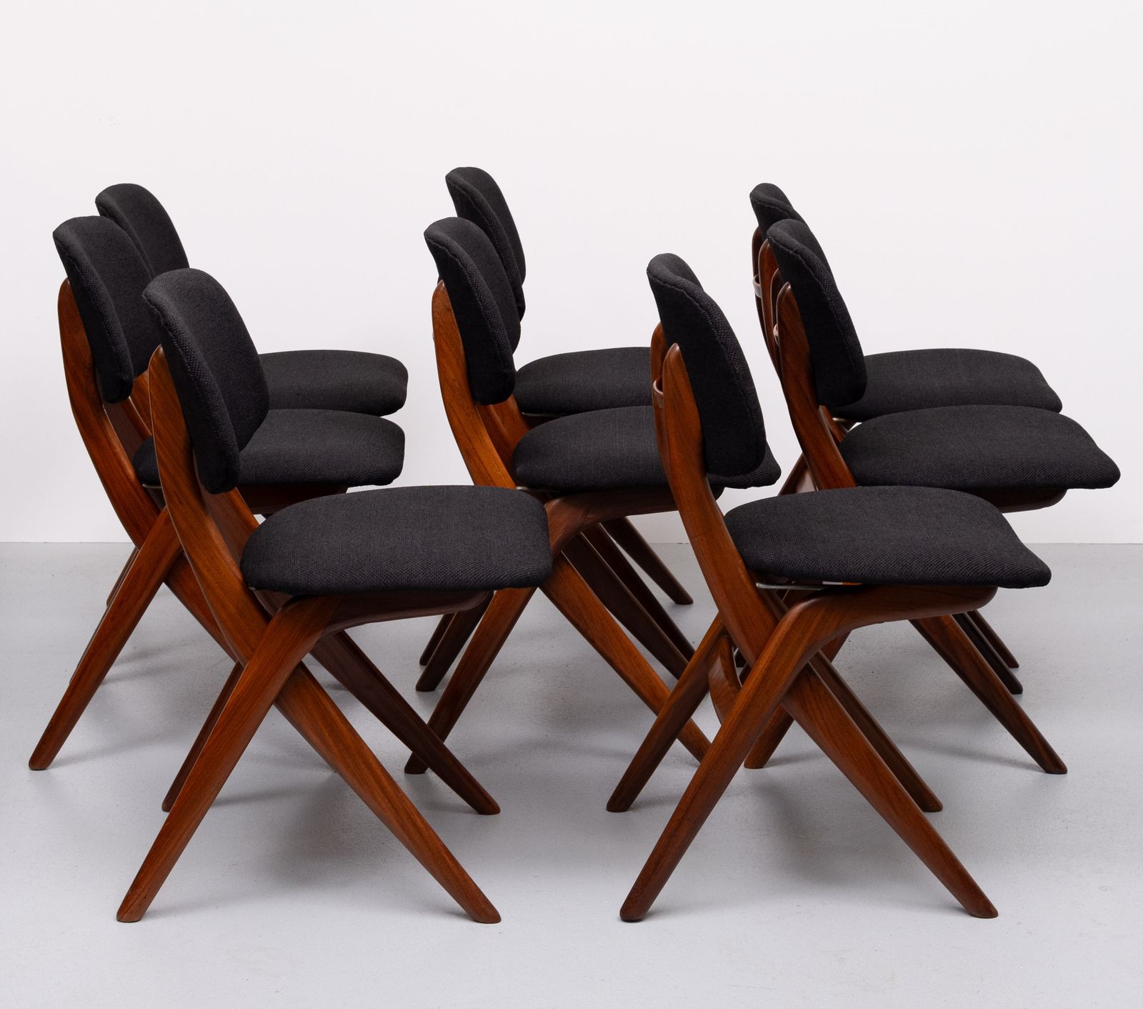 photo furniture Dutch Scissors Dining Chairs Louis By Van Teeffelen For Wébé, 1959, Set Of 8