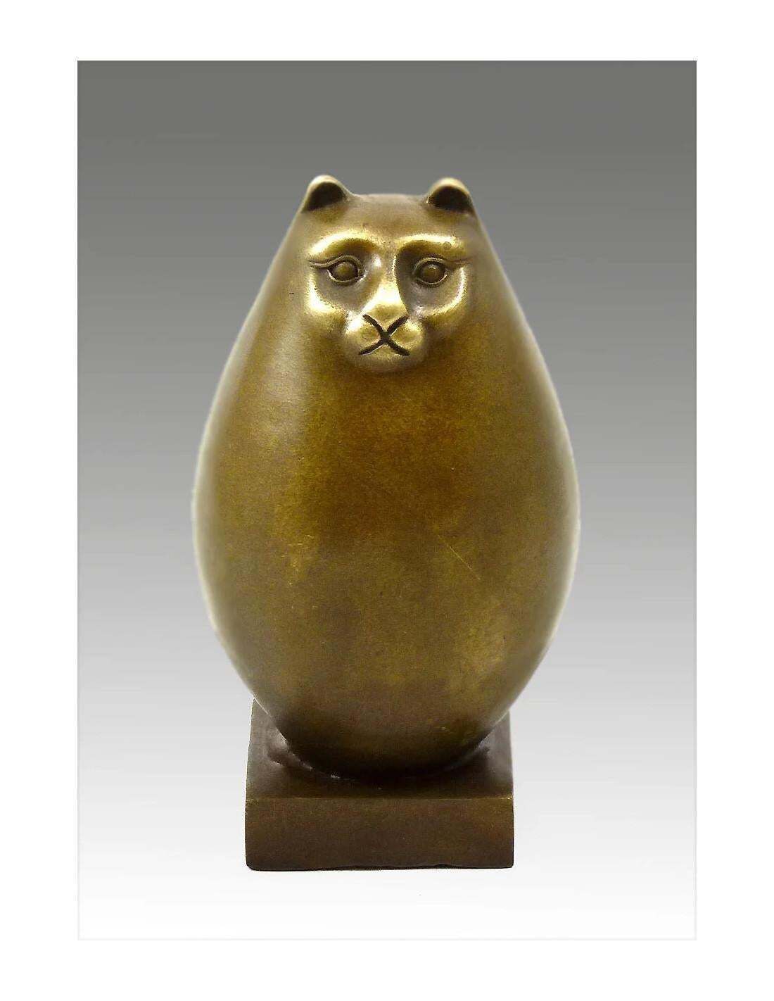 Bronze Sculpture Of The Big Cat After Fernando Botero, 20th Century. photo furniture