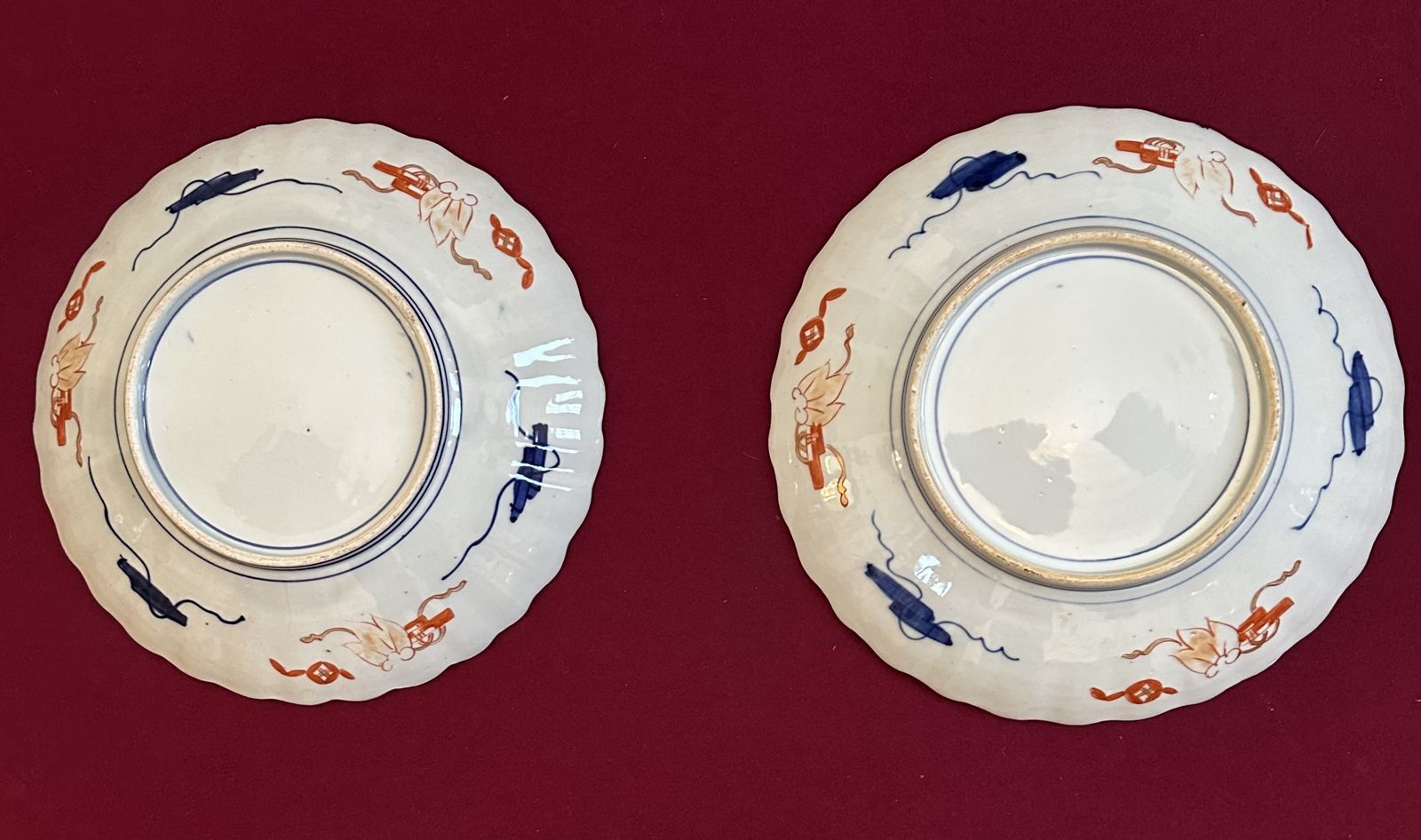 photo furniture Superb Pair Of Imari Chargers