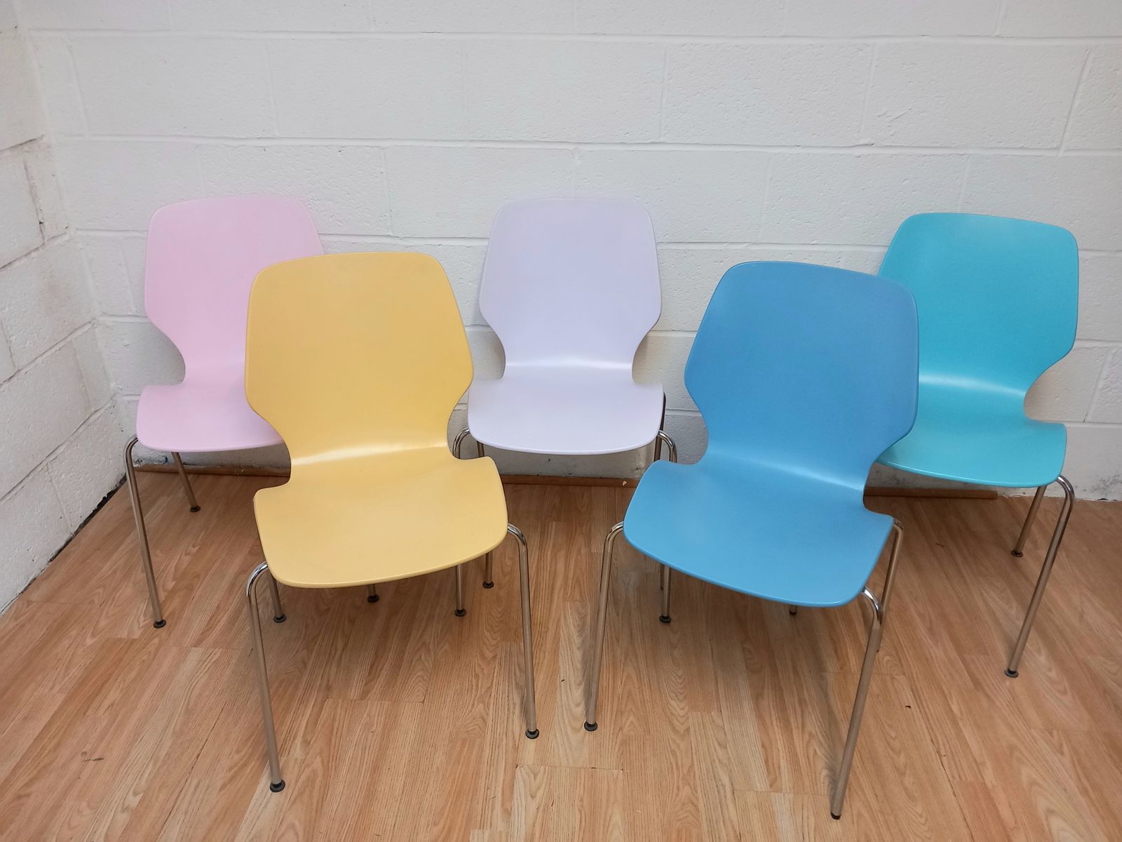 Mid Century Set Of 5 'City' Dining Chairs By Oyvind Iversen For Westnofa Norway