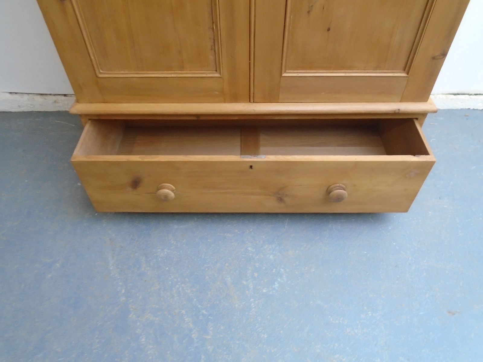 A Waxed Victorian Pine 1 Drawer 3 Piece Wardrobe photo vinterior