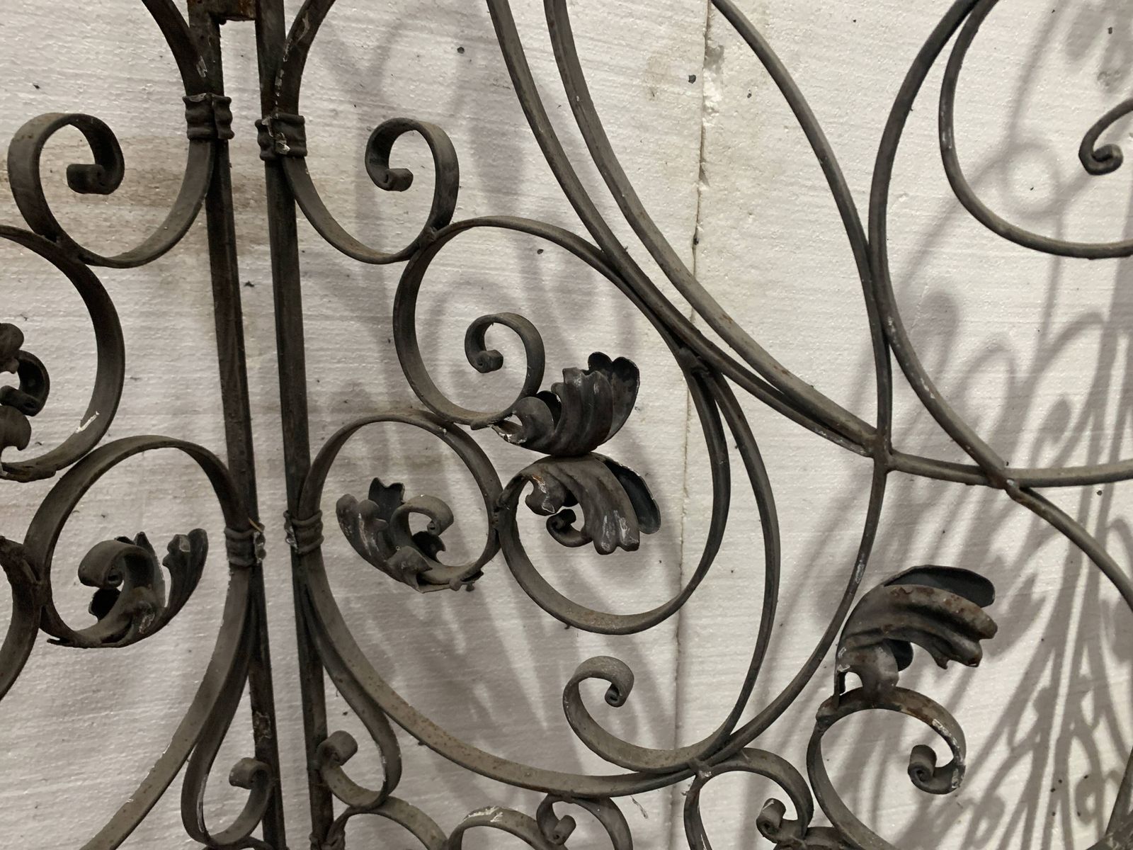 20th Century Wrought Iron Four Leaf Partition photo vintage