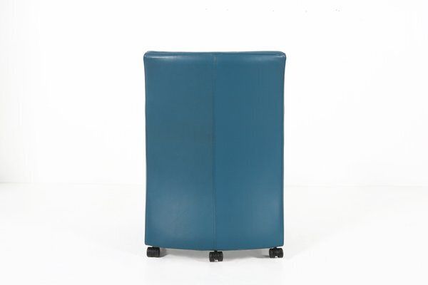 photo vinterior Vintage Lounge Chair In Blue Leather From Leolux, 1990s
