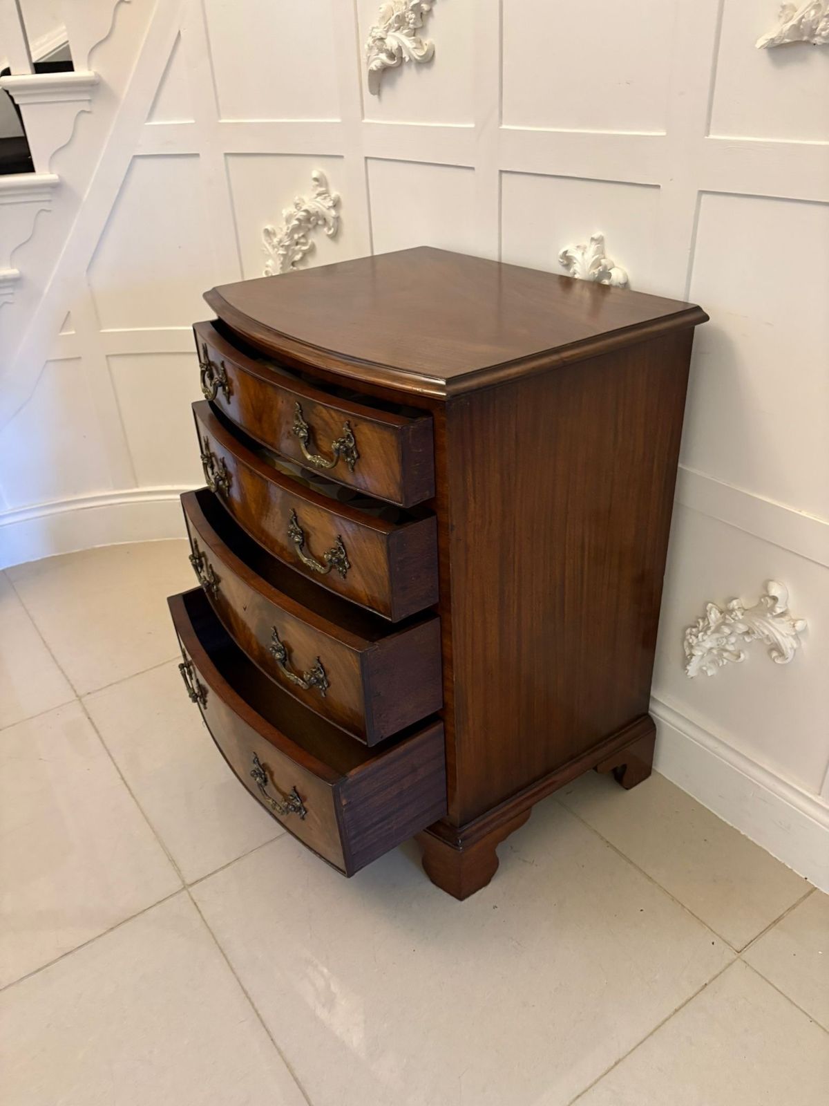 Antique Early 20th Century Quality Figured Mahogany Bow Fronted Chest Of Four Drawers photo buy