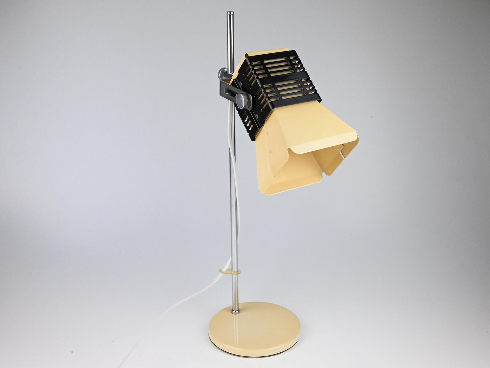 Vintage Lidokov Table Lamp, Mid Century Lamp, Beige Lamp, Mid Century Lighting, Table Lamp, Desk Lamp, Lidokov Lamp, Vintage Lamp, Lighting photo vinterior