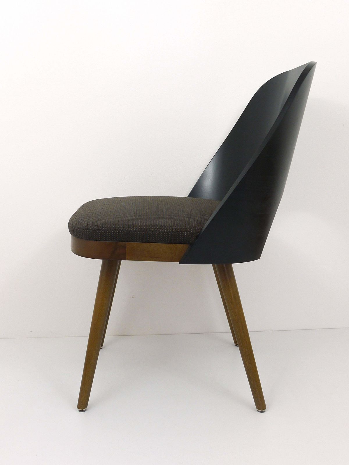 Beautiful Modernist Chairs In The Style Of Oswald Haerdtl, Backhausen, Austria photo 879.0