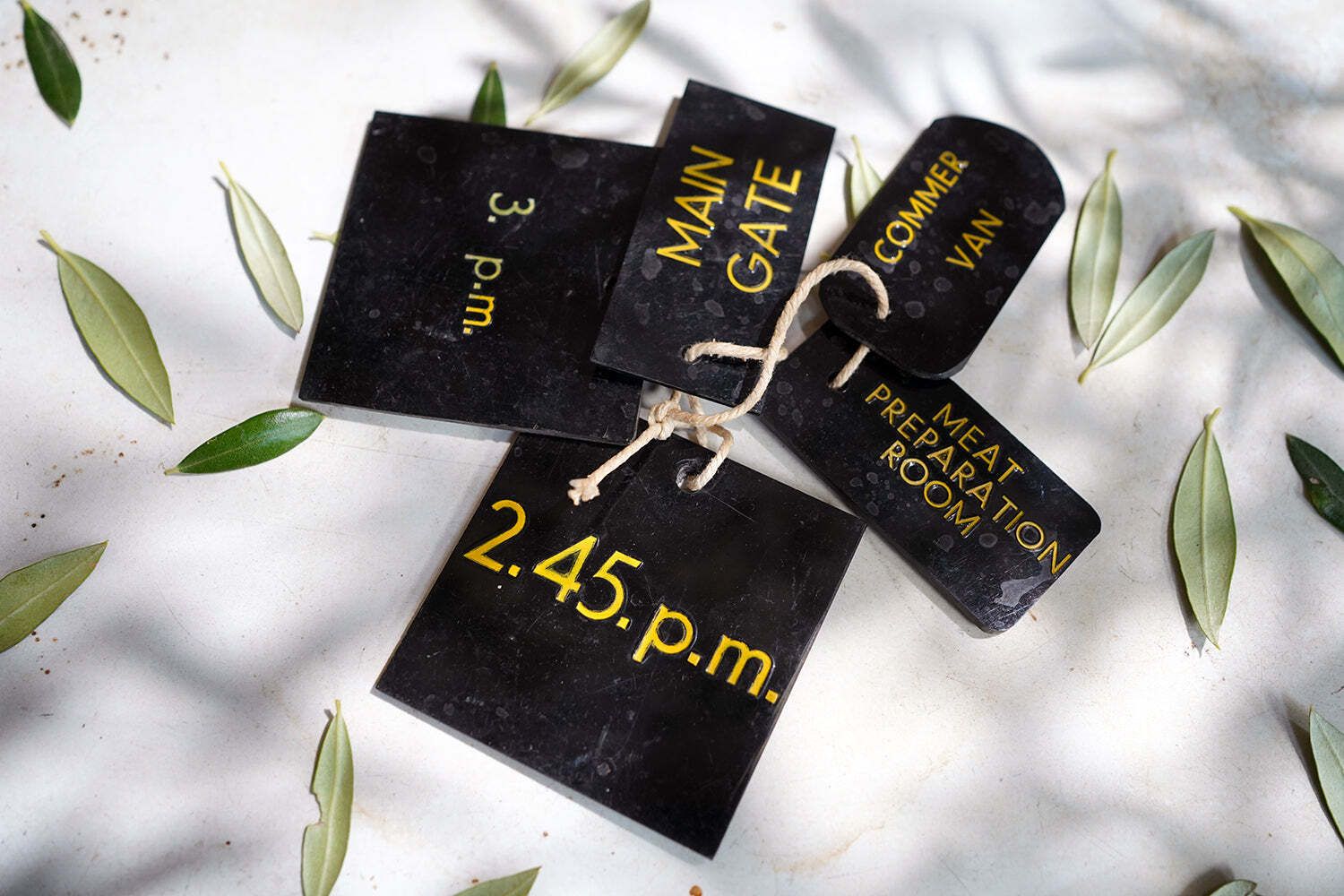 Bristol Zoological Gardens: A Group Of Five Mid 20thc Plaque Keyrings C.1950 60