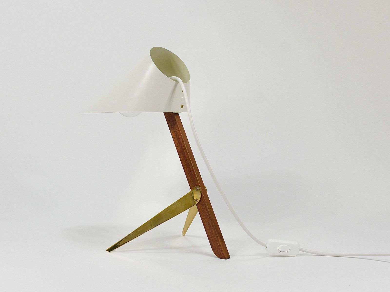 1532.0 Two J.T. Kalmar Vienna  „Billy Tl“ White Mid Century Table Desk Lamps, Austria photo