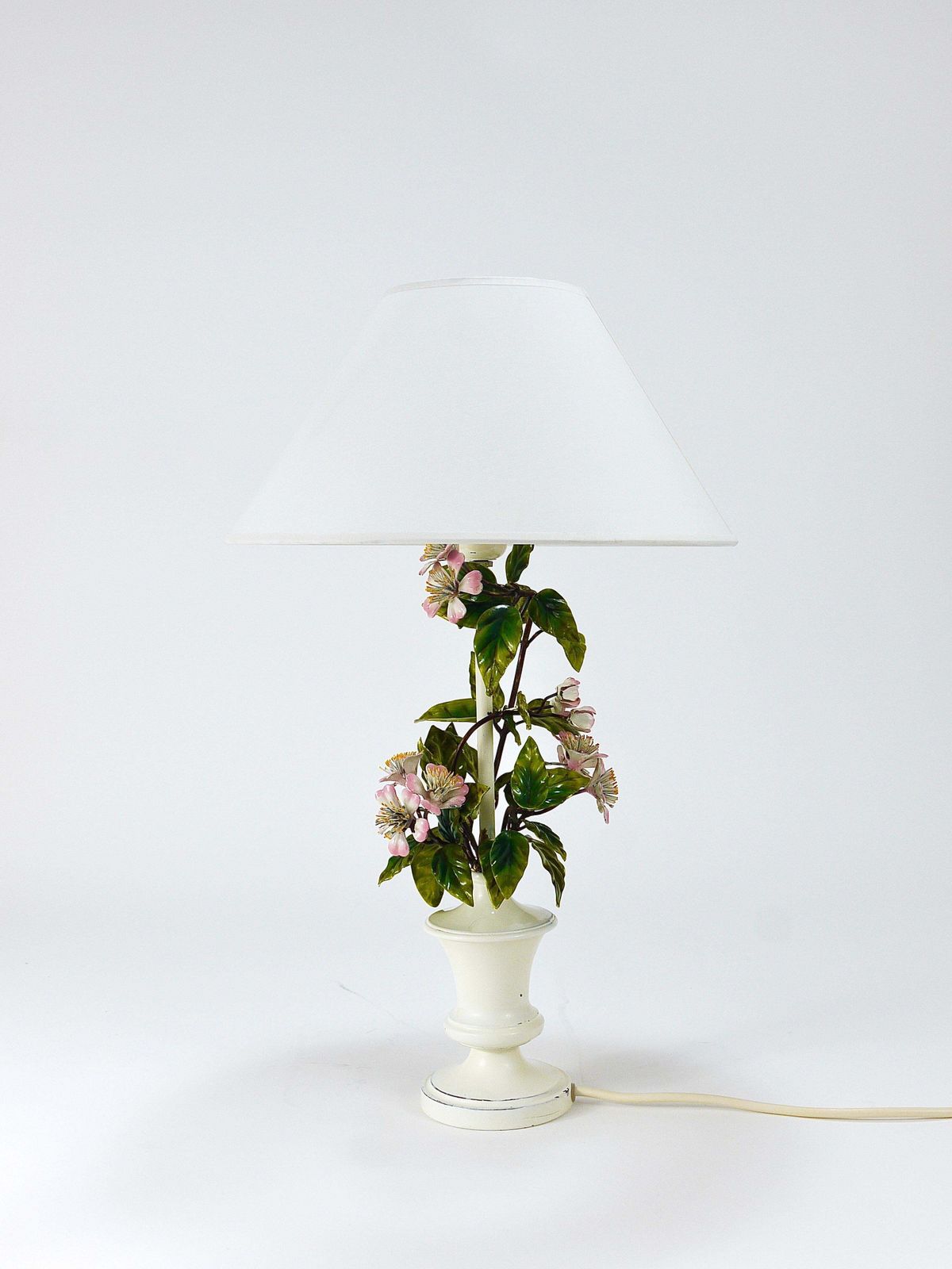 887.0 Salvadori Hand Painted Wild Apple Blossom Toleware Table Lamp, Italy, 1950s photo