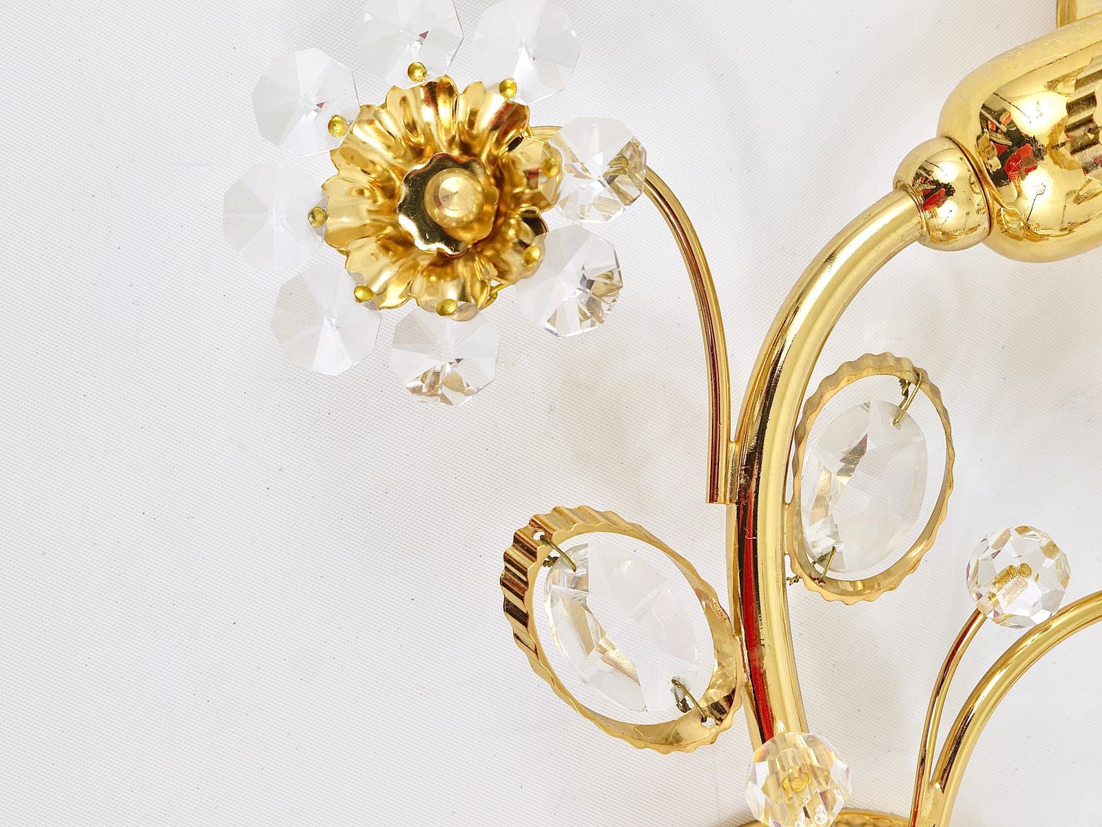 photo vinterior Pair Of Ernst Palme Gilt Brass Crystal Flower Wall Lights, Palwa Germany, 1970s