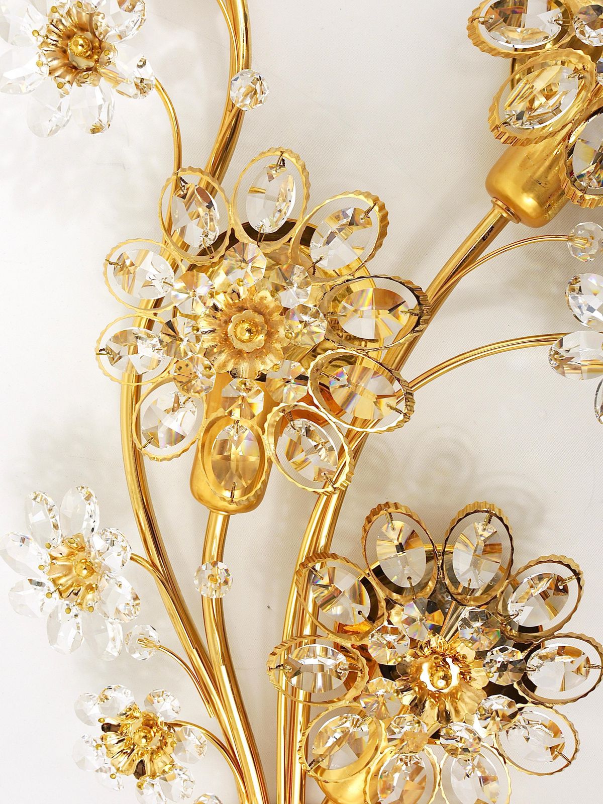 Big Ernst Palme Palwa Floral Gilt Brass Crystals Flower Wall Light Sconce, 1970s photo vinterior