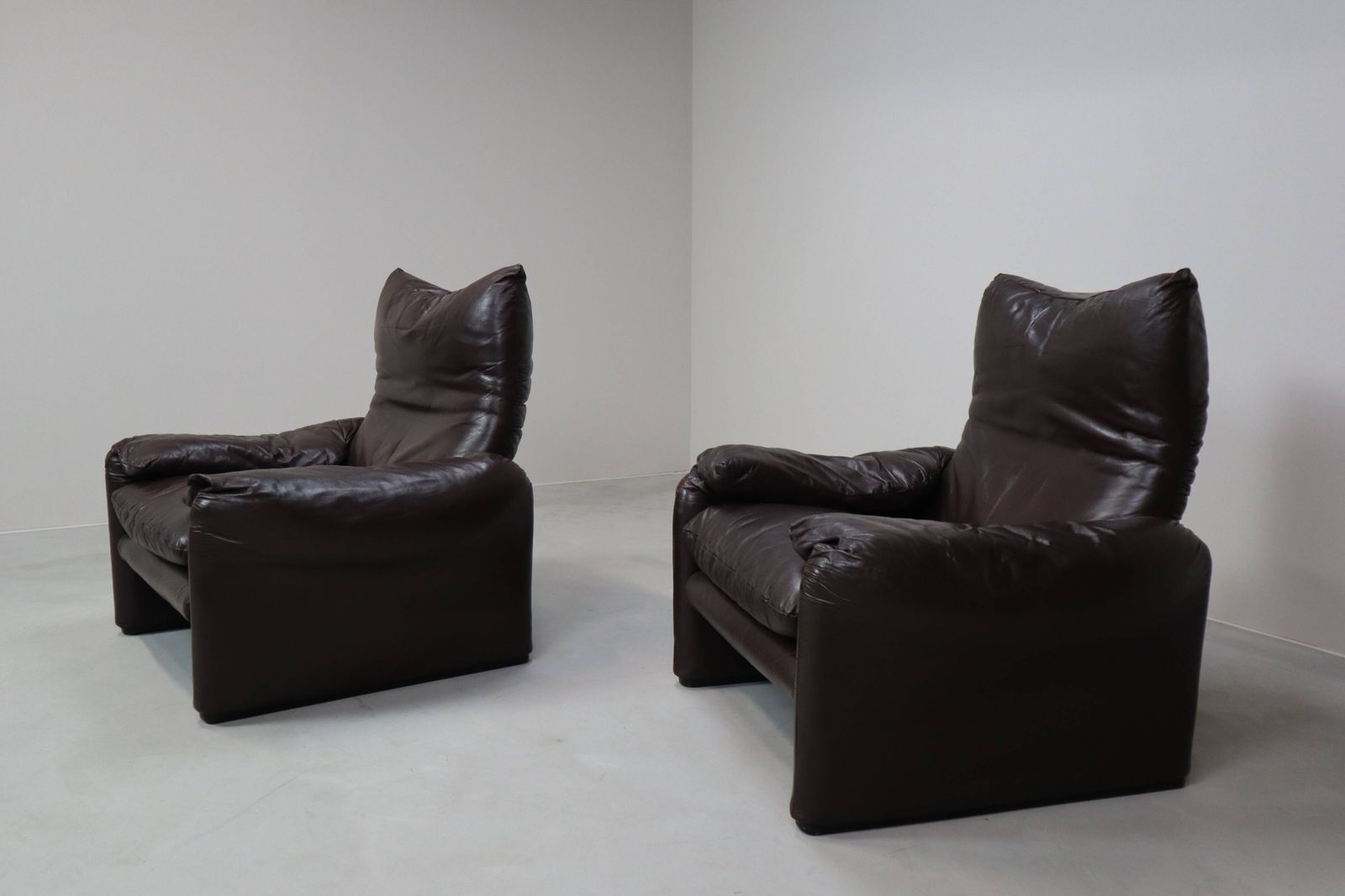 Pair Of Maralunga Leather Armchairs By Vico Magistretti For Cassina, 1974 photo 3140.0