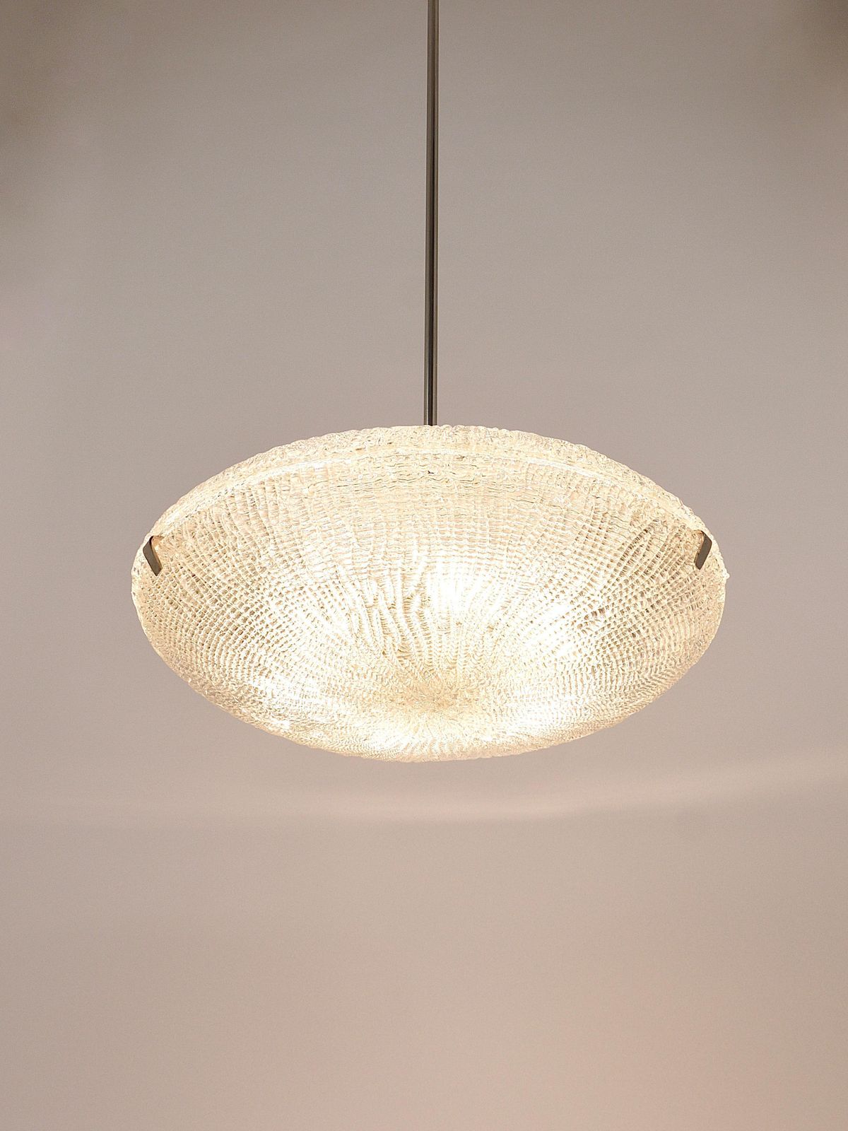 photo vintage Midcentury Kalmar Discus Textured Glass & Nickel Chandelier, Austria, 1950s