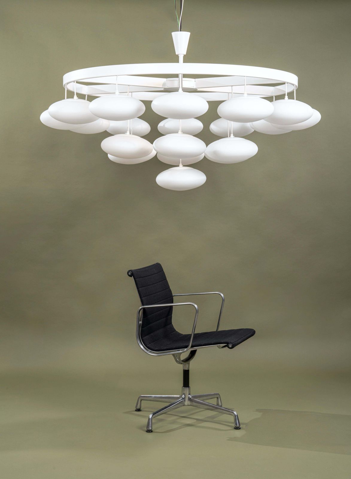 Impressive Midcentury Modern Cloud Chandelier From Volksgarten Milchhalle Vienna photo vinterior