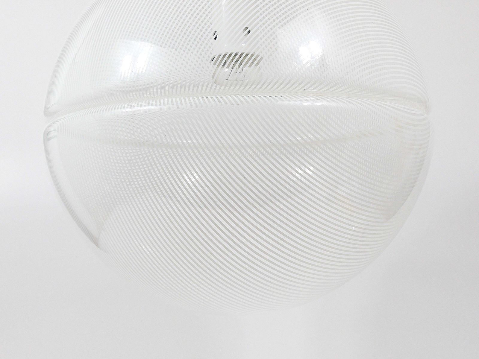 photo vintage Harvey Guzzini Post Modern Striped Op Art Globe Pendant Lamp By Meblo, 1970s