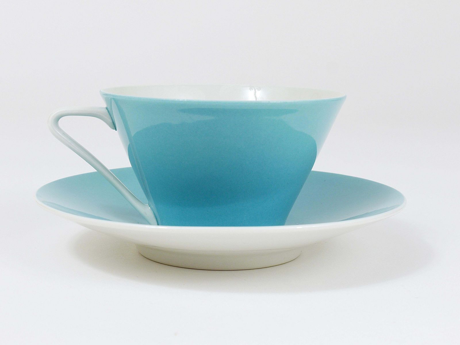 photo vintage 6 Midcentury Pastel Daisy Porcelain Coffee Cups, Lilien, Austria, 1950s