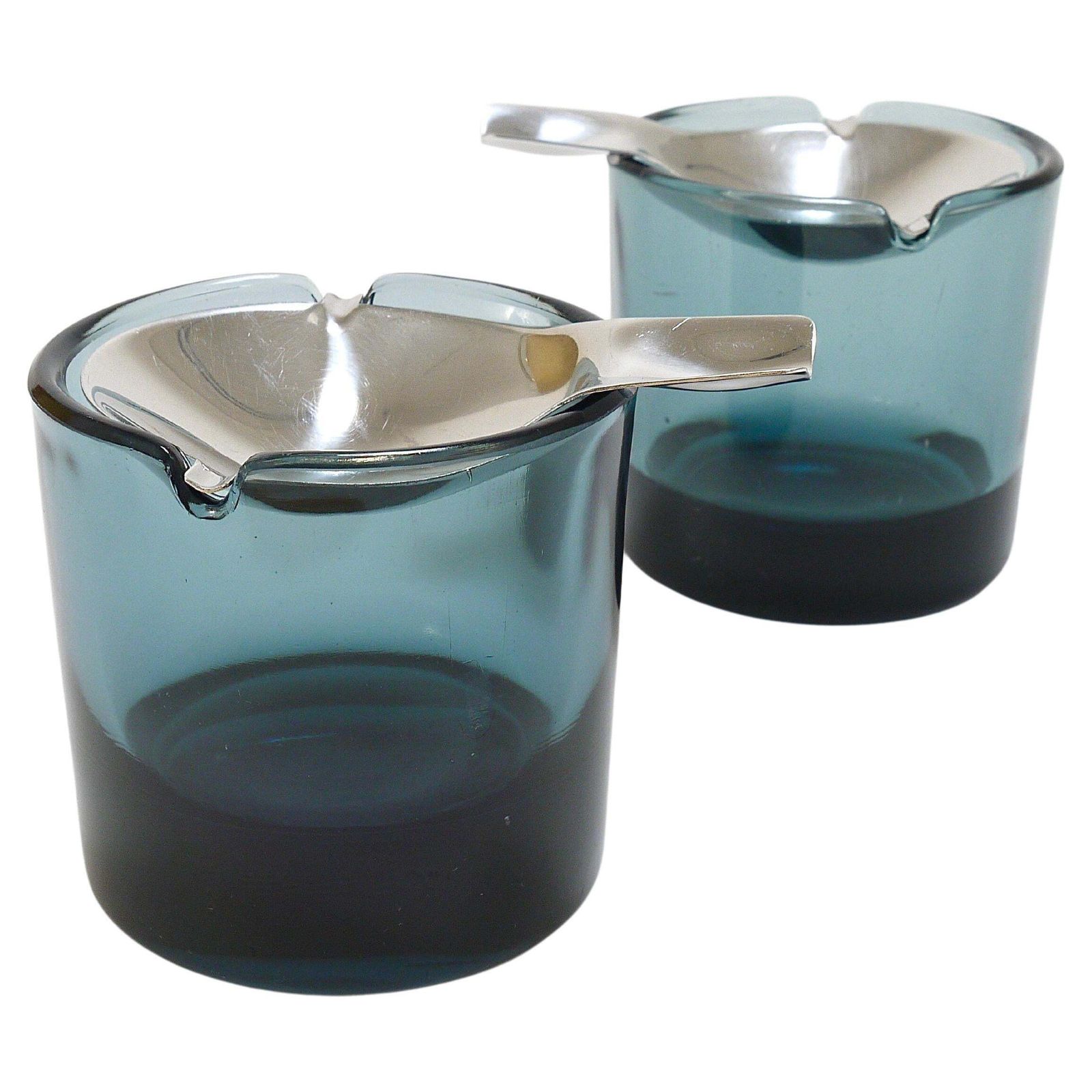 Wilhelm Wagenfeld Midcentury Tourmaline Bauhaus Ashtray By Wmf Germany, 1960s