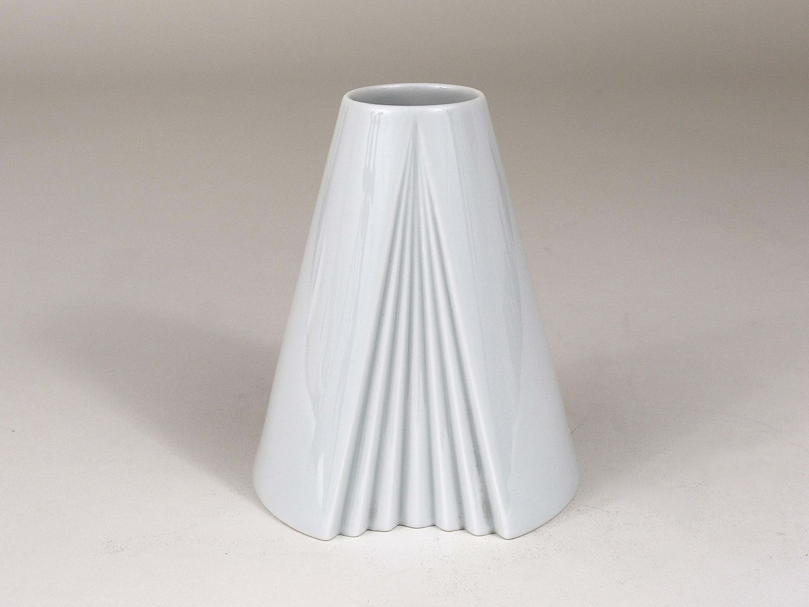 Ambrogio Pozzi Rosenthal White Geometric Op Art Porcelain Vase, Germany, 1980s photo furniture