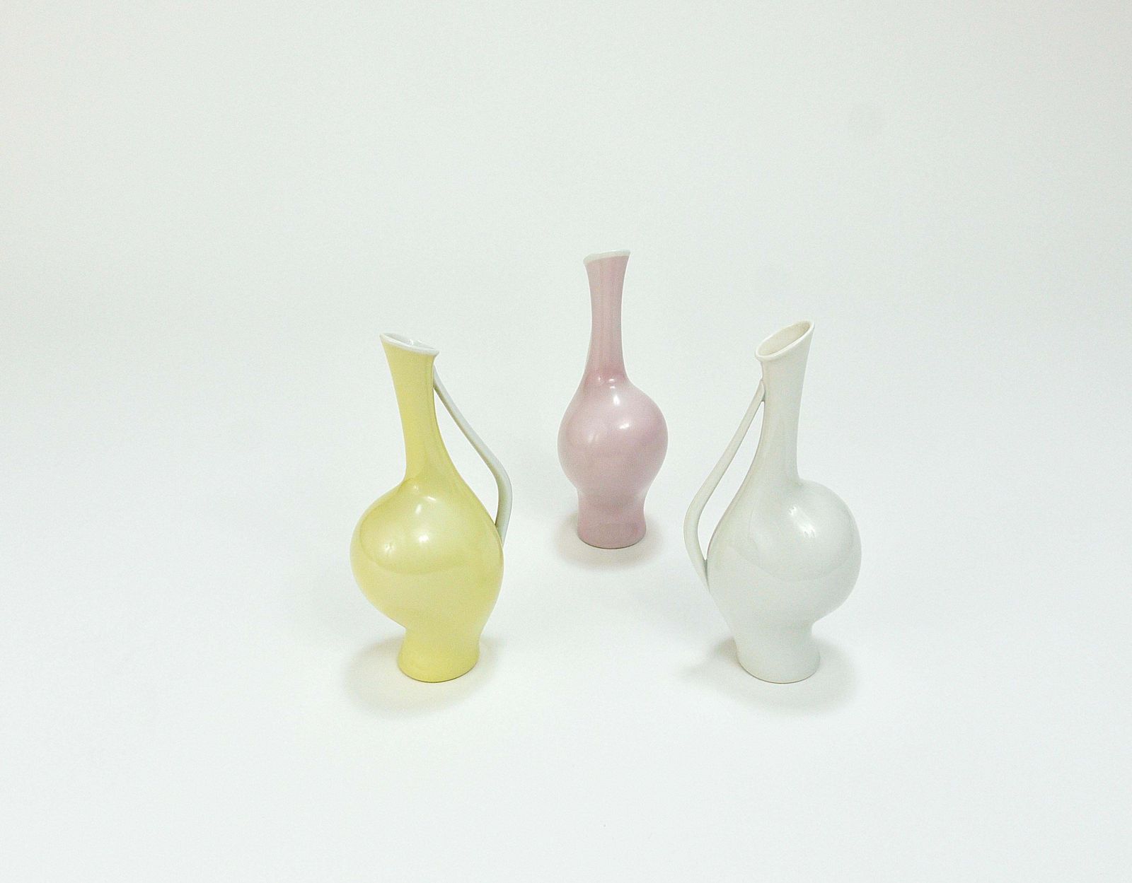 3 Rosenthal „Luise“ Midcentury Porcelain Pastel Vases, Fritz Heidenreich, German photo vinterior