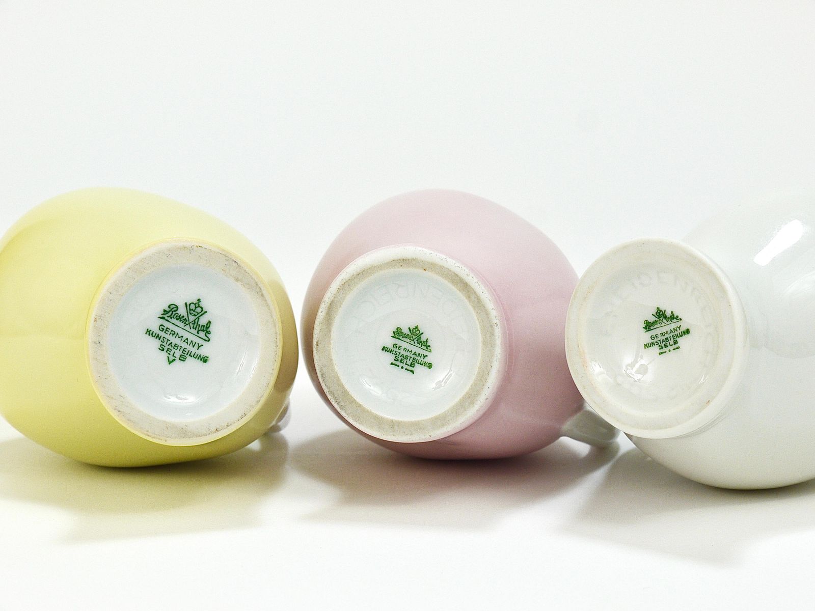 3 Rosenthal „Luise“ Midcentury Porcelain Pastel Vases, Fritz Heidenreich, German photo vintage