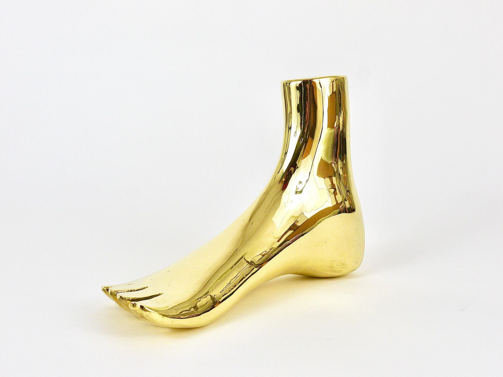 Carl Auböck Monumental Lifesize Brass Foot Sculpture, Werkstätte Auböck, Austria photo vinterior