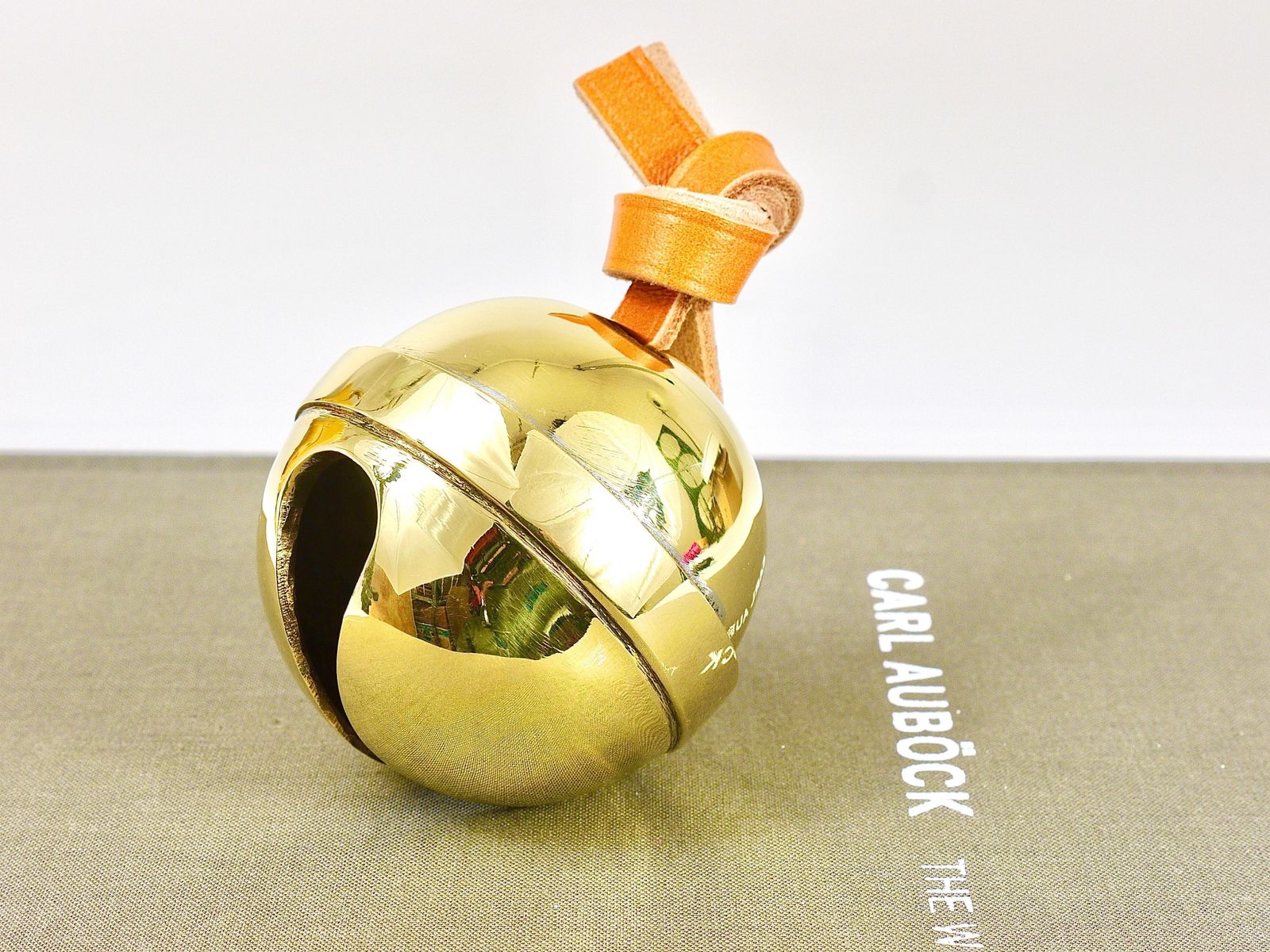 Carl Auböck Handcrafted Paperweight Jingle Bell #5039, Brass, Leather, Austria photo Home Decor