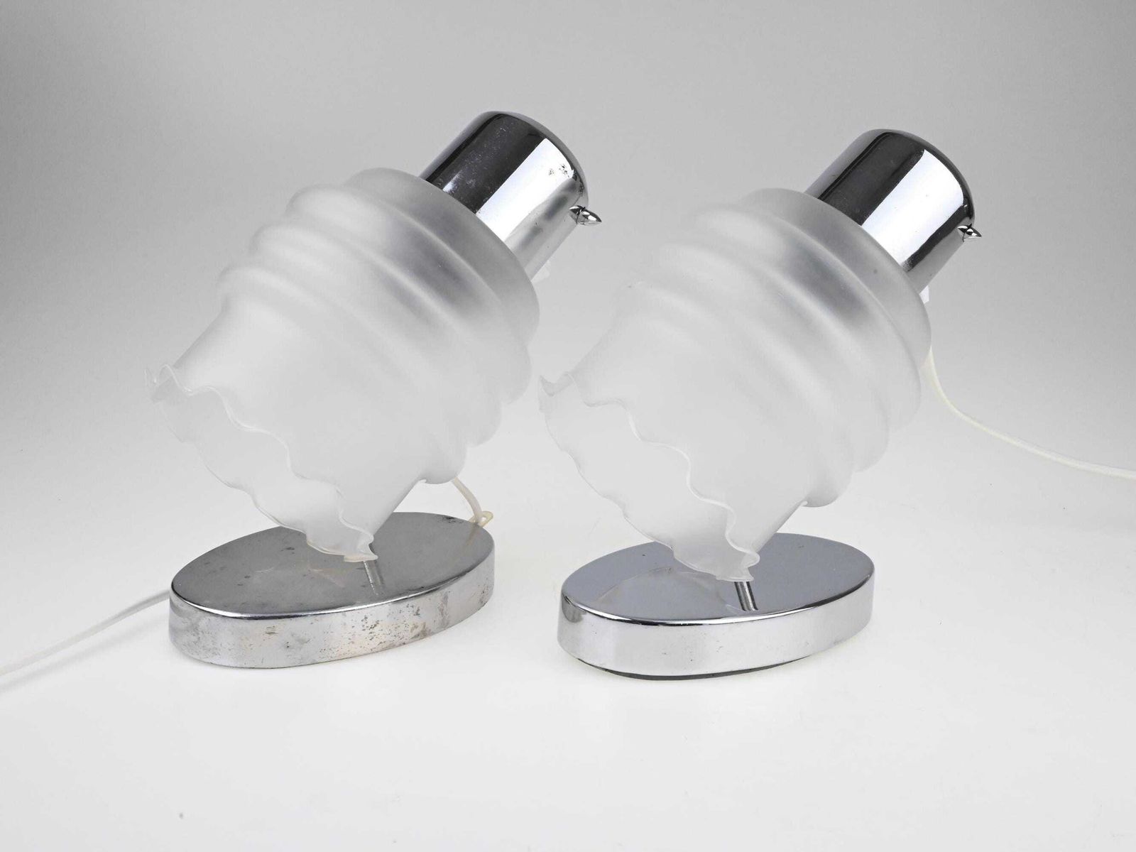 Mid Century Pair Lamps, Pair Of Lamps, Table Lamp, Desk Lamp, Bedside Lamp, Mid Century Lamp, Chrome Lamp, Table Light, Mid Century Lighting photo vintage