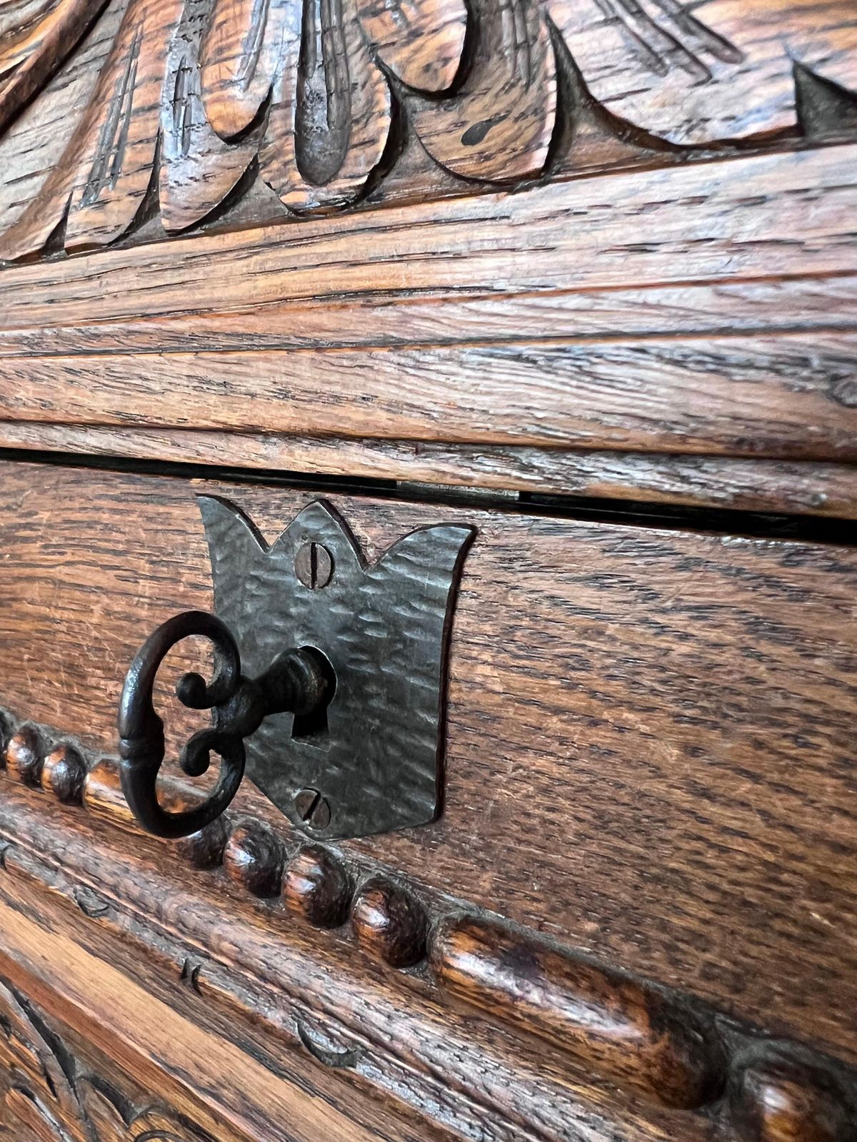 5354.0 Spanish Baroque Cabinet Bar In Carved Walnut, 1910s photo