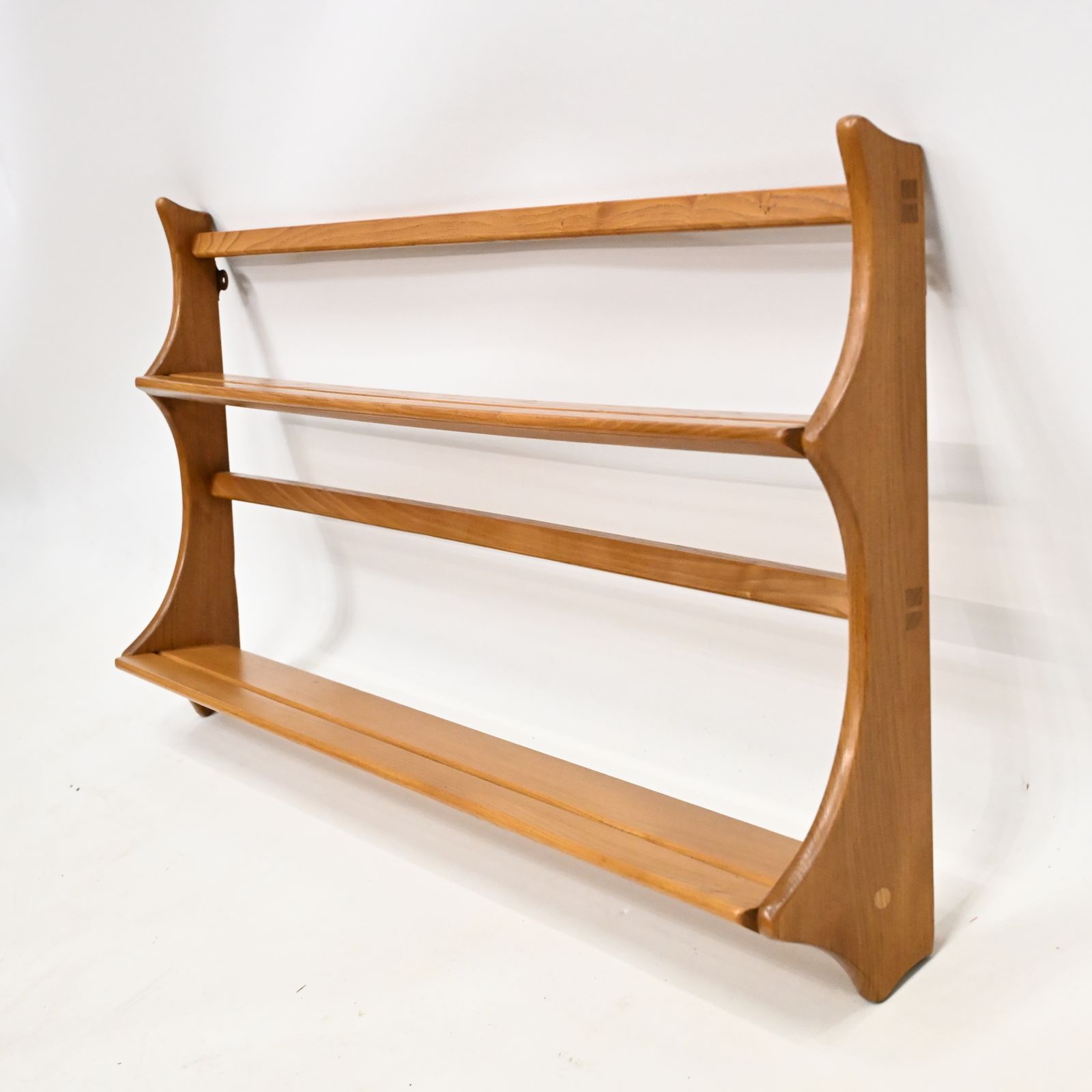 Ercol Windsor Open Plate Rack Shelving Model 268 Light Free Nationwide Delivery photo furniture