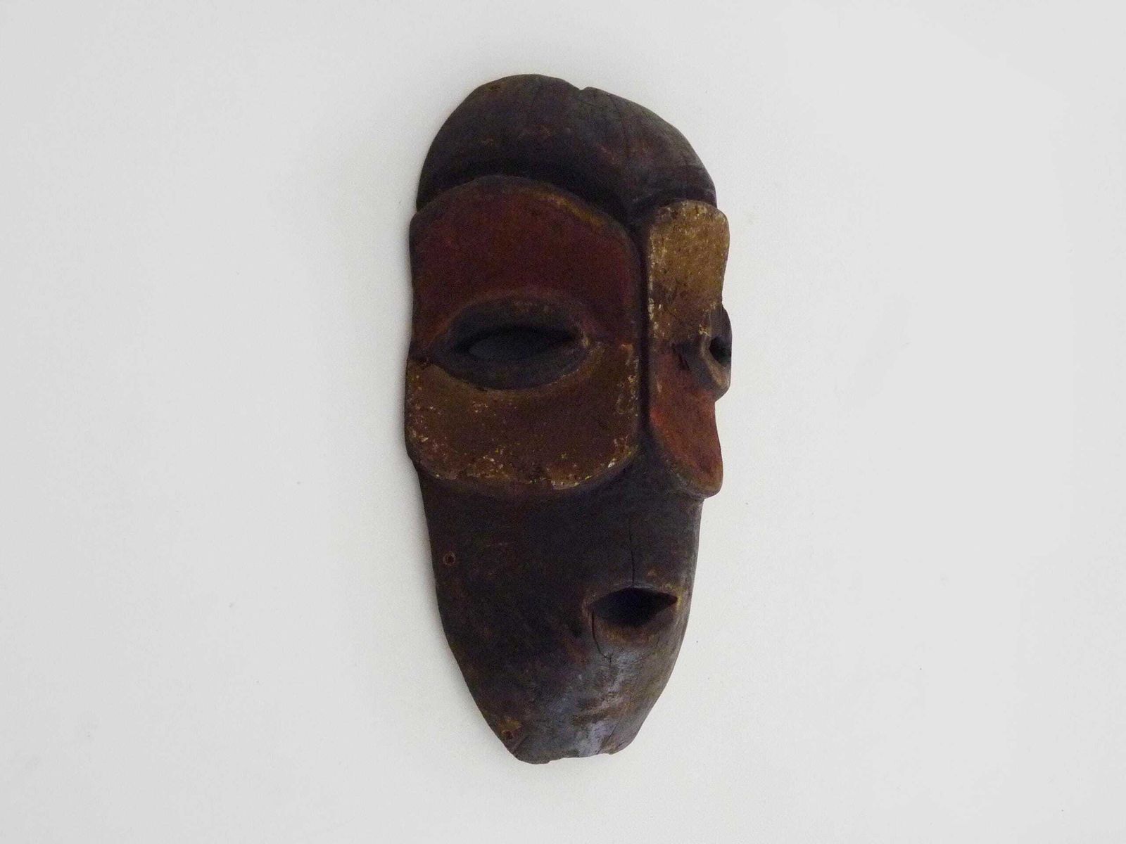 Superb Old African Kumu Mask Drc Congo Africa African Tribal Art. 30s 40s photo furniture