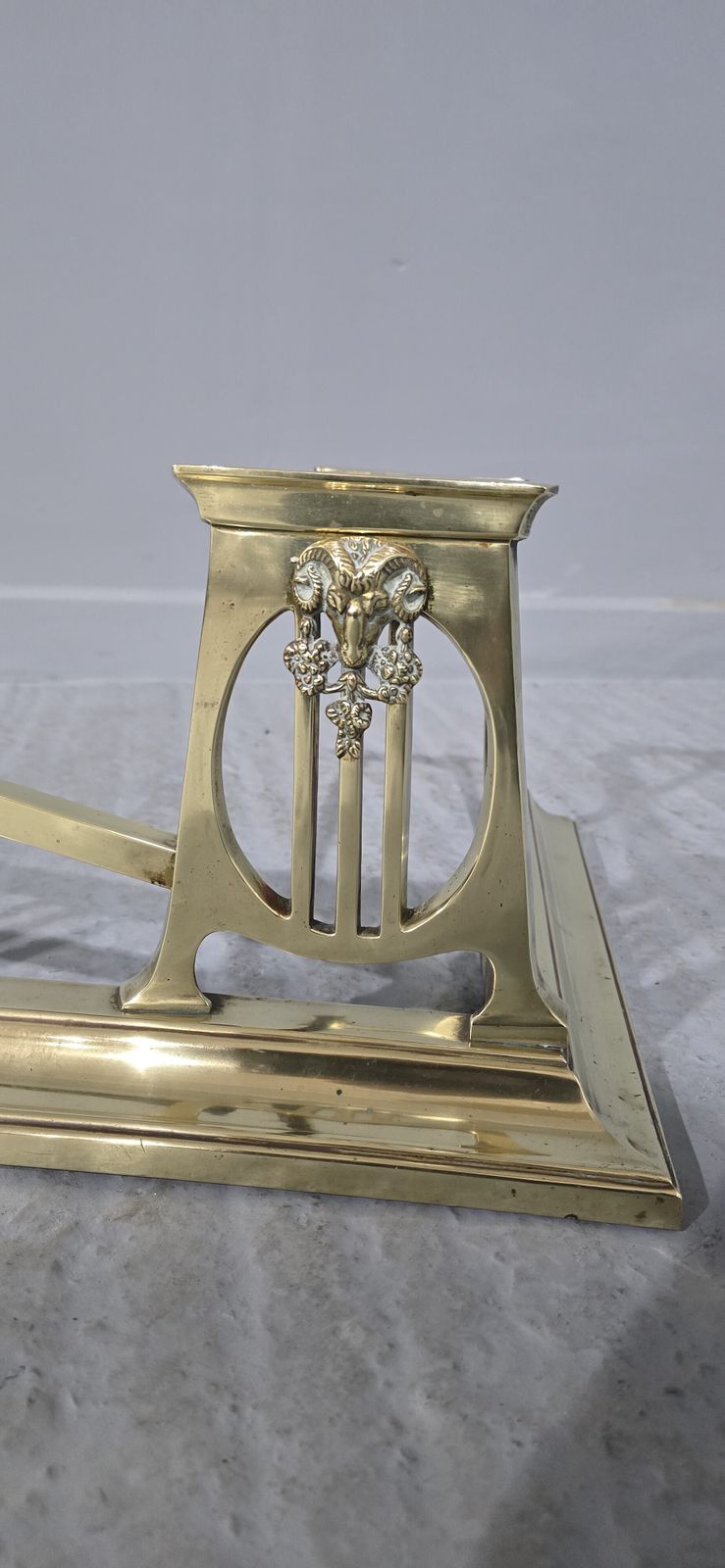 Fab Art Noveau Brass Fender photo vinterior